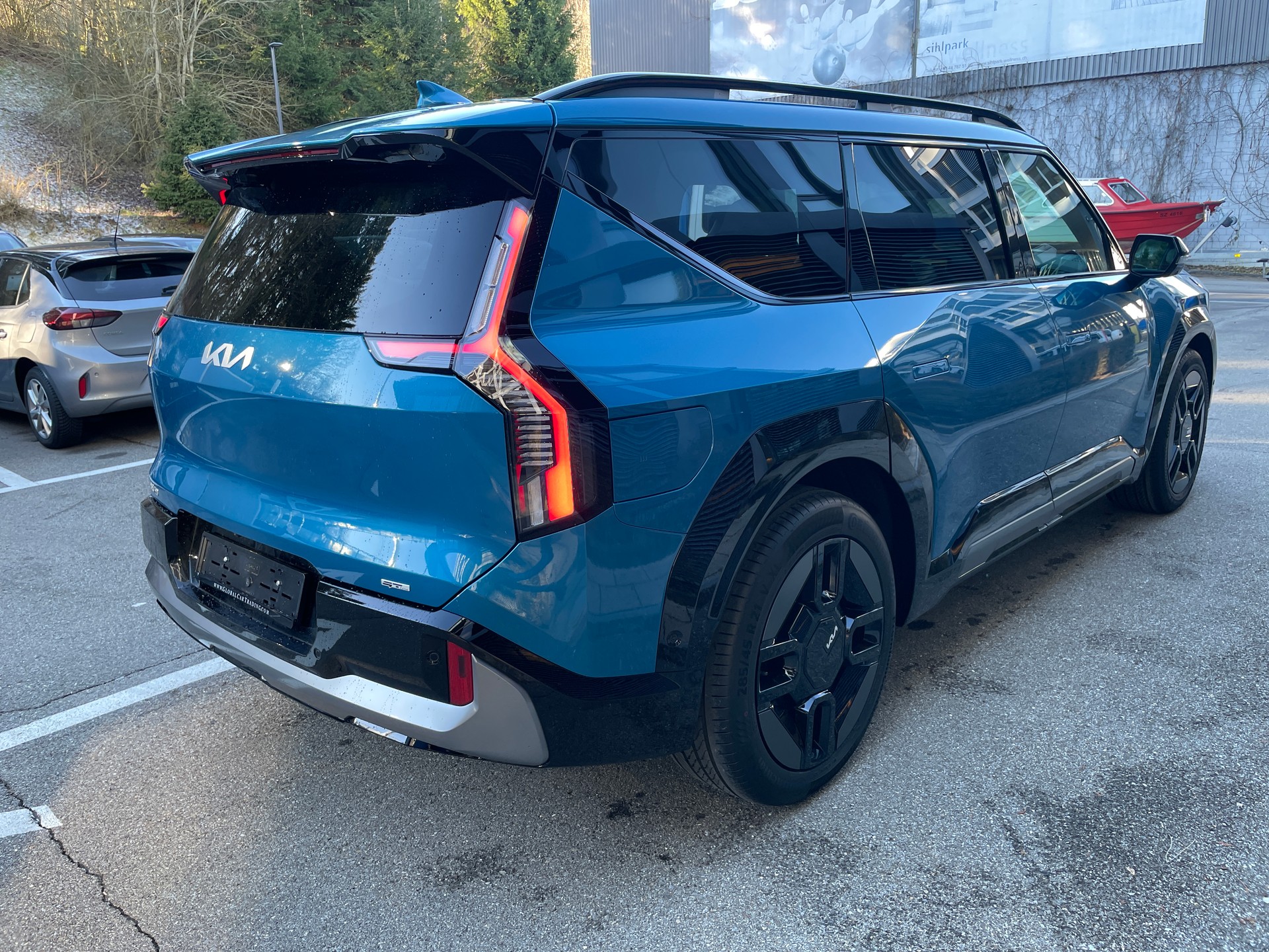 KIA EV9 99,8 kWh GT-Line 4x4 mit Panoramadach, 7-Sitzer-image-6