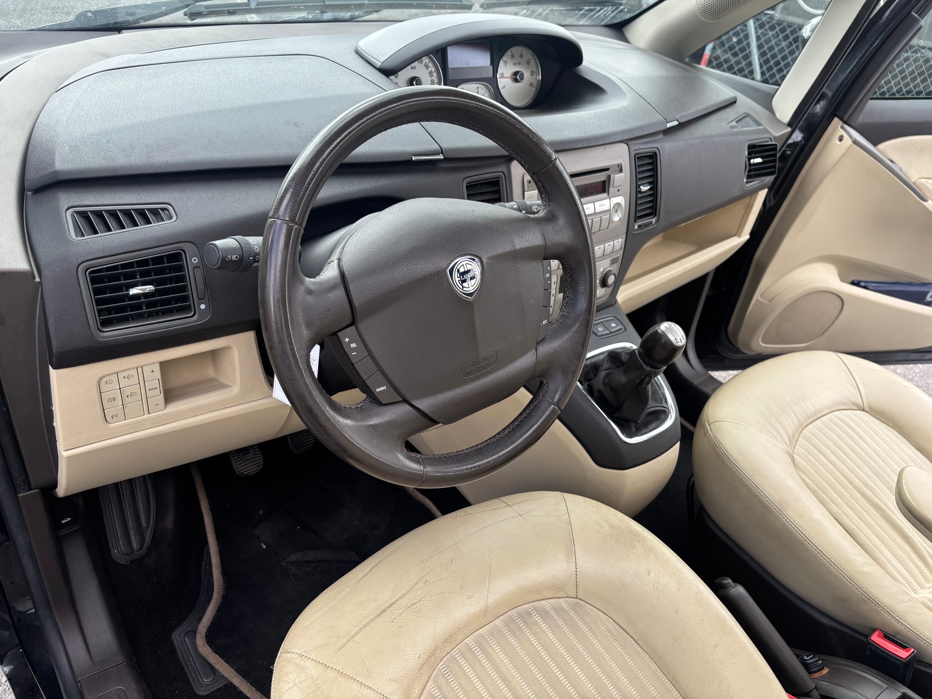 LANCIA Musa 1.3 16V JTD Platino+-image-10