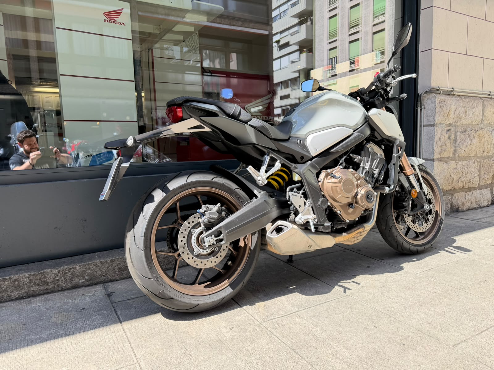 HONDA CB 650 R-image-3