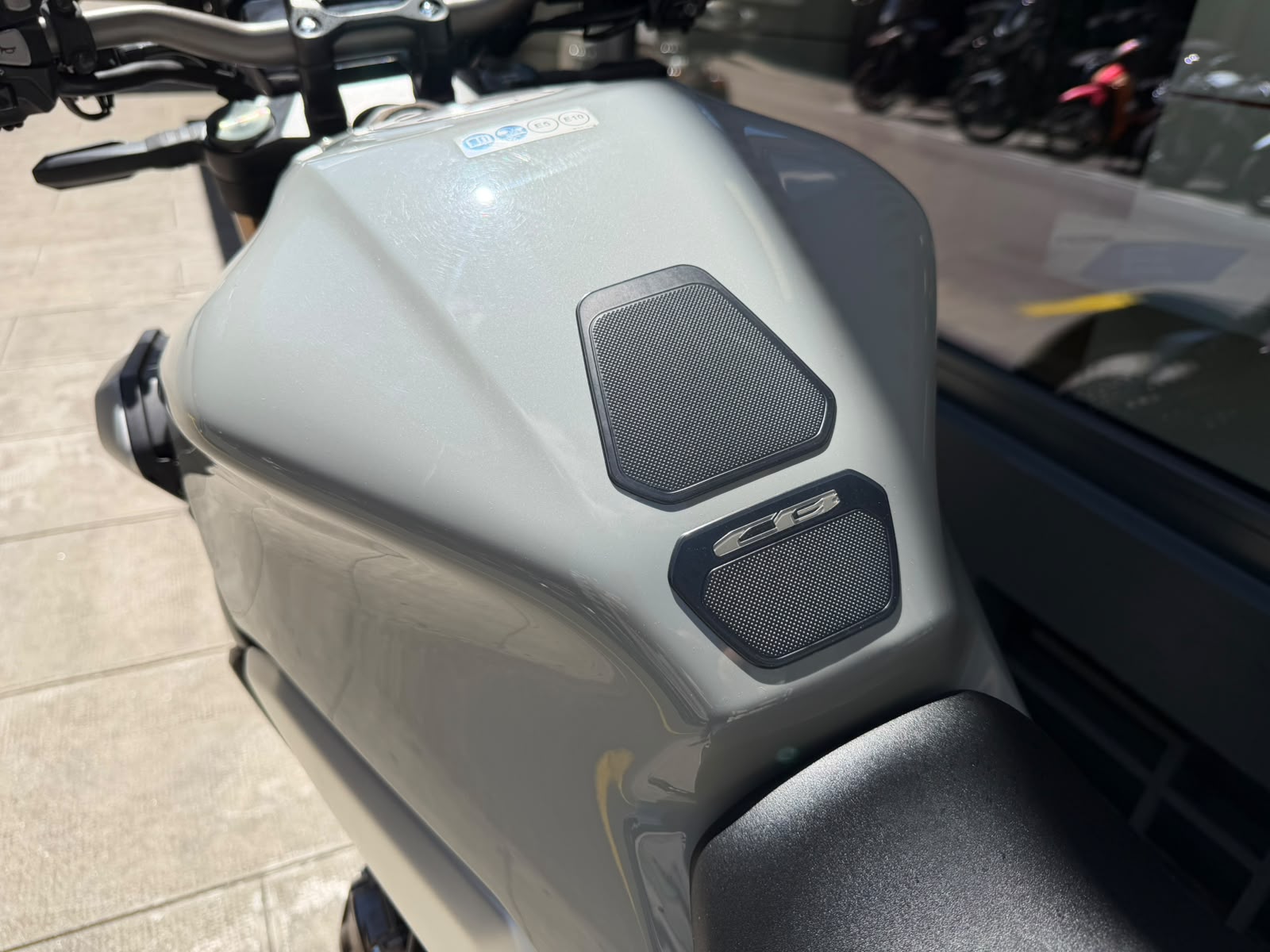 HONDA CB 650 R-image-10