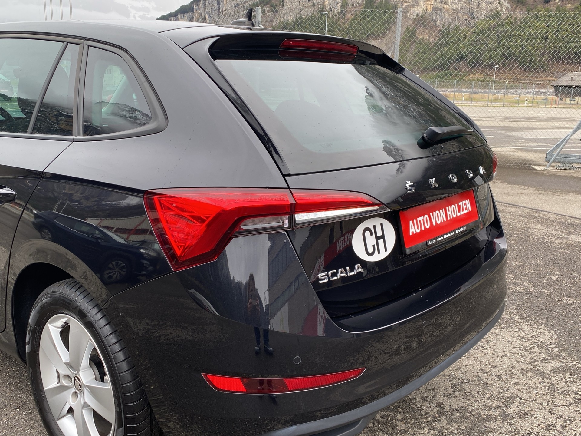 SKODA Scala 1.0 TSI Ambition DSG-image-8