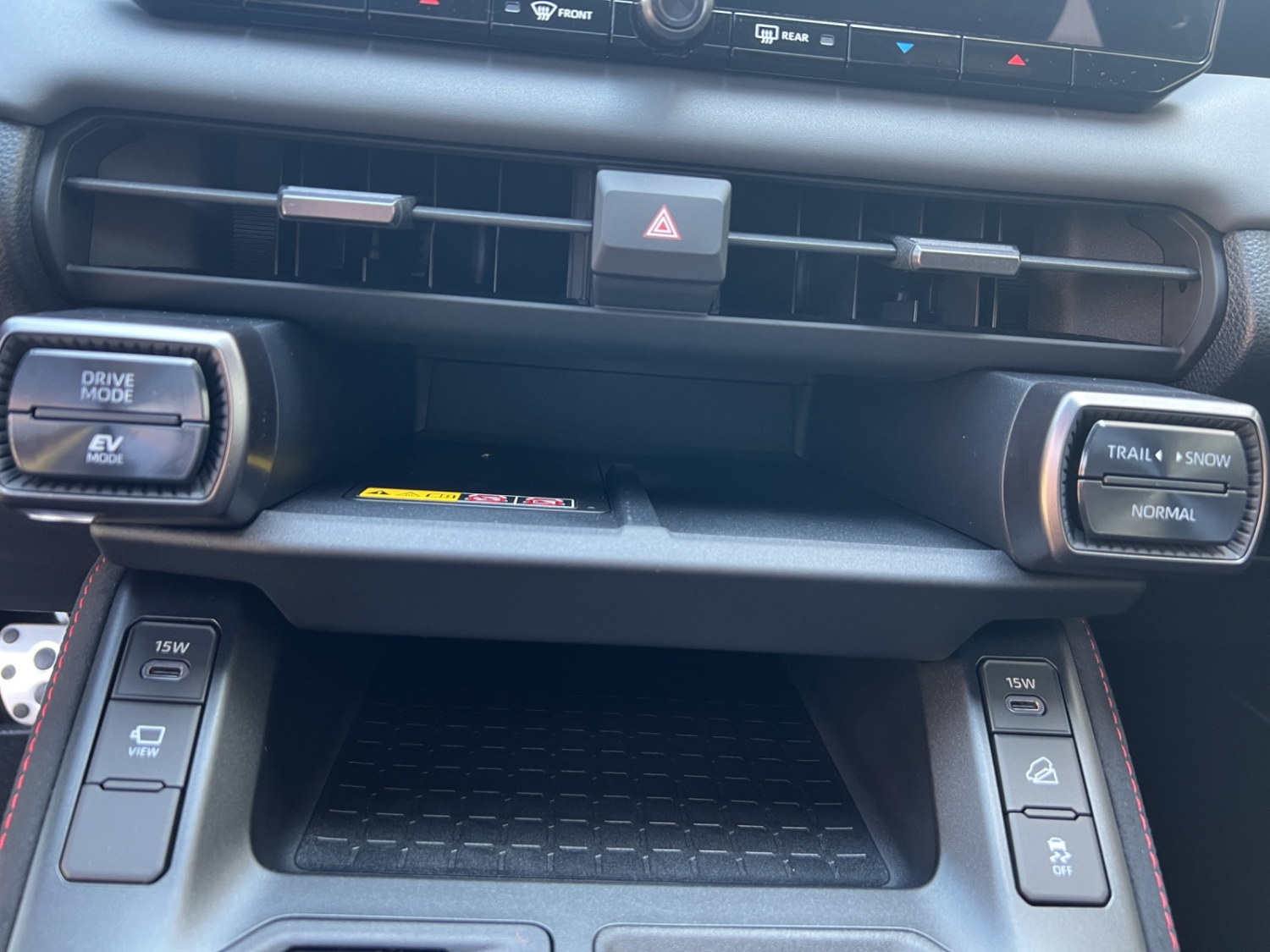 TOYOTA RAV4 2.5 HEV GR Sport-image-15