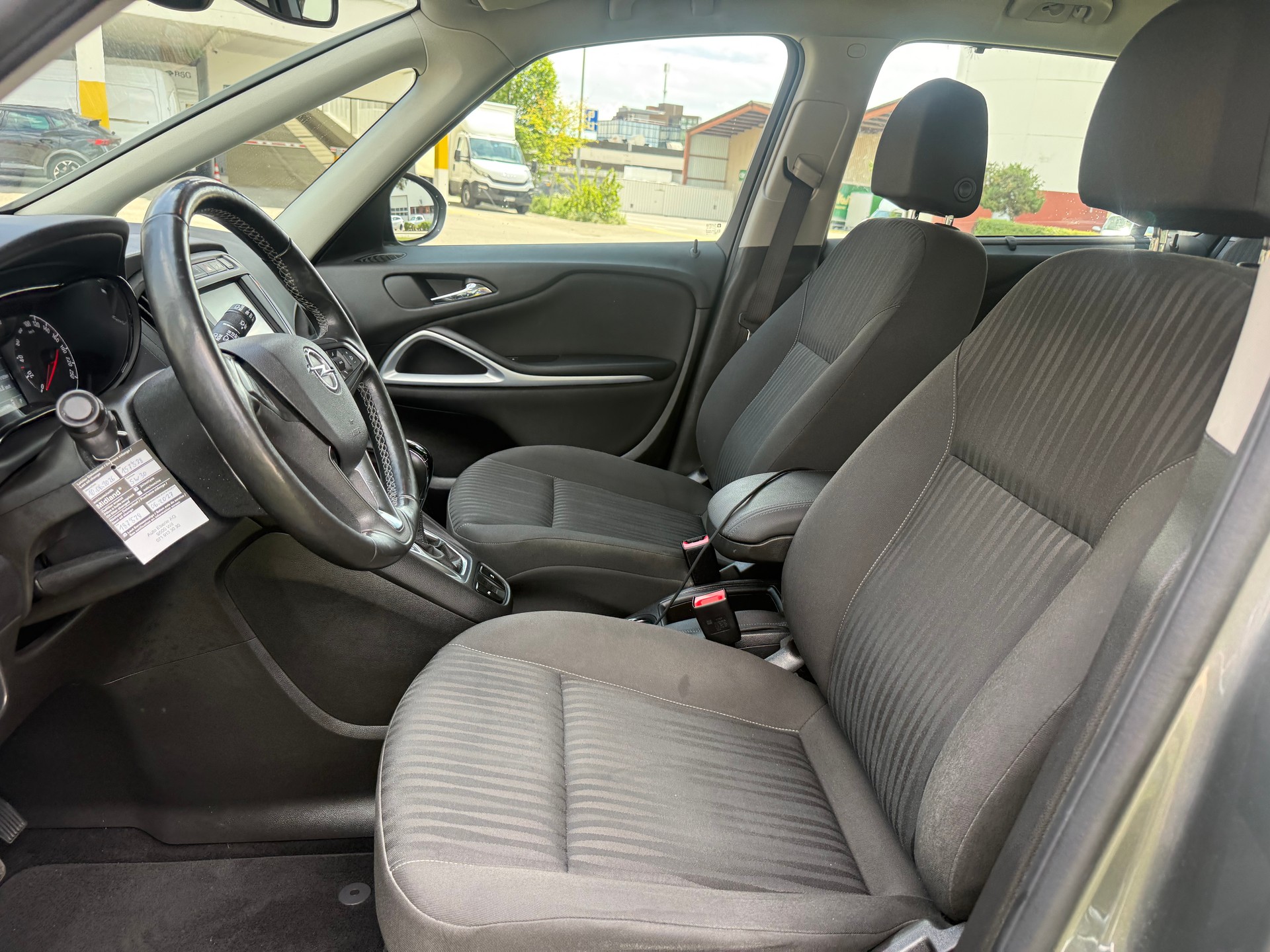 OPEL Zafira 1.4i 16V Turbo Enjoy Automatic-image-6