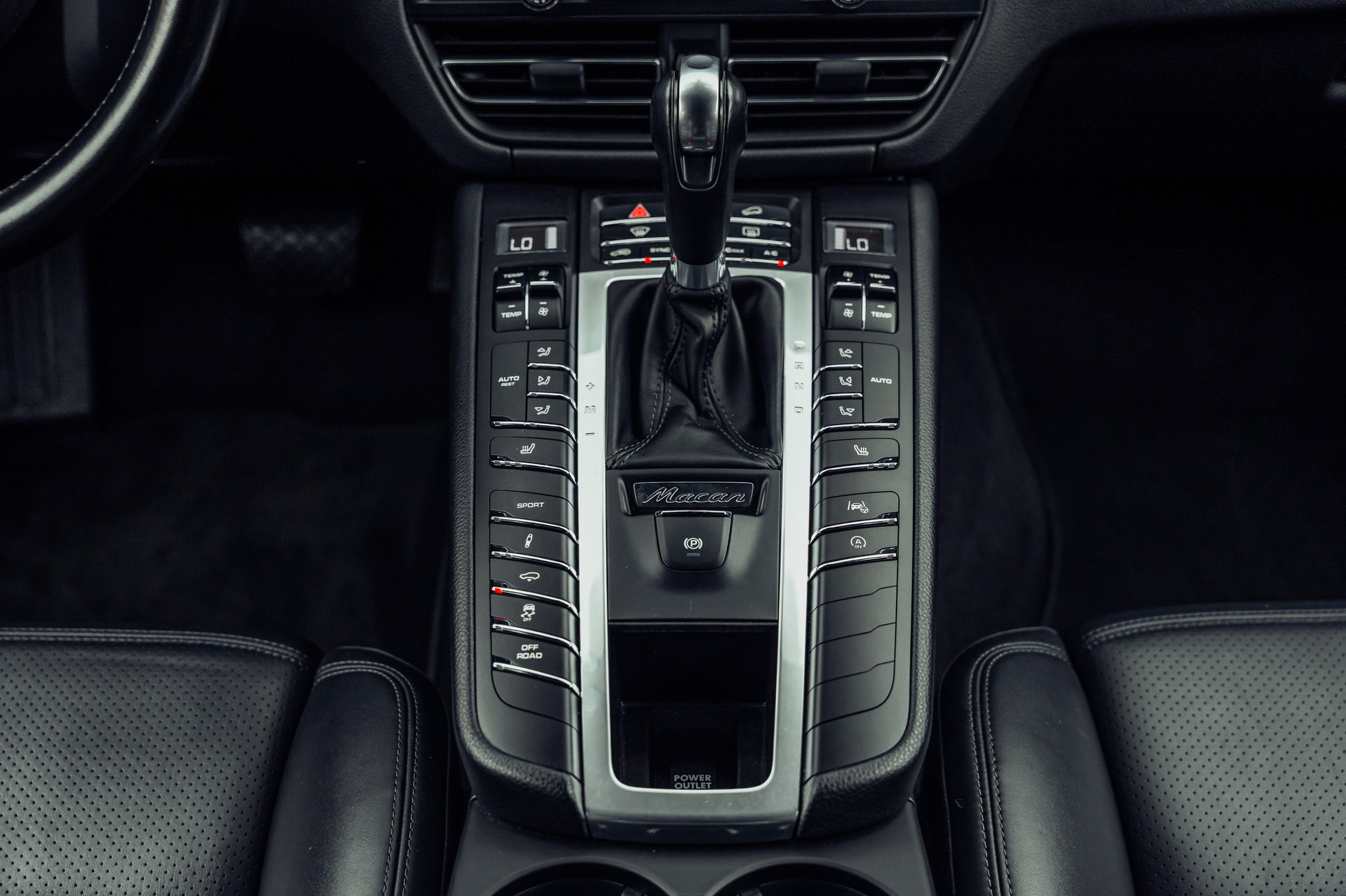 PORSCHE Macan S PDK Porsche Approved-image-12