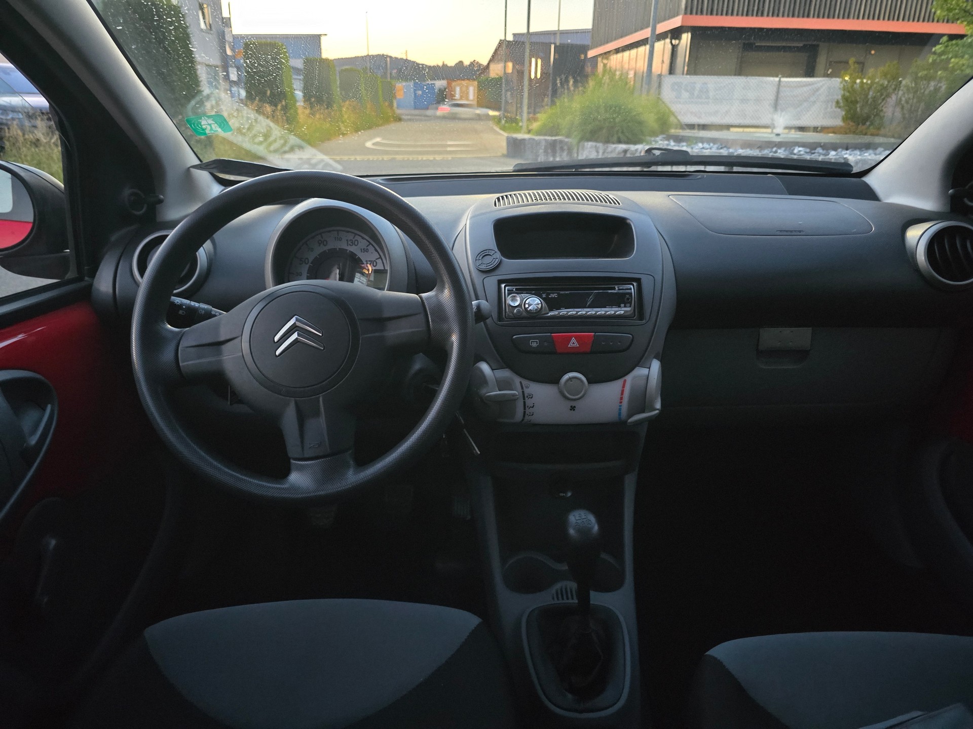 CITROEN C1 1.0i X-image-8