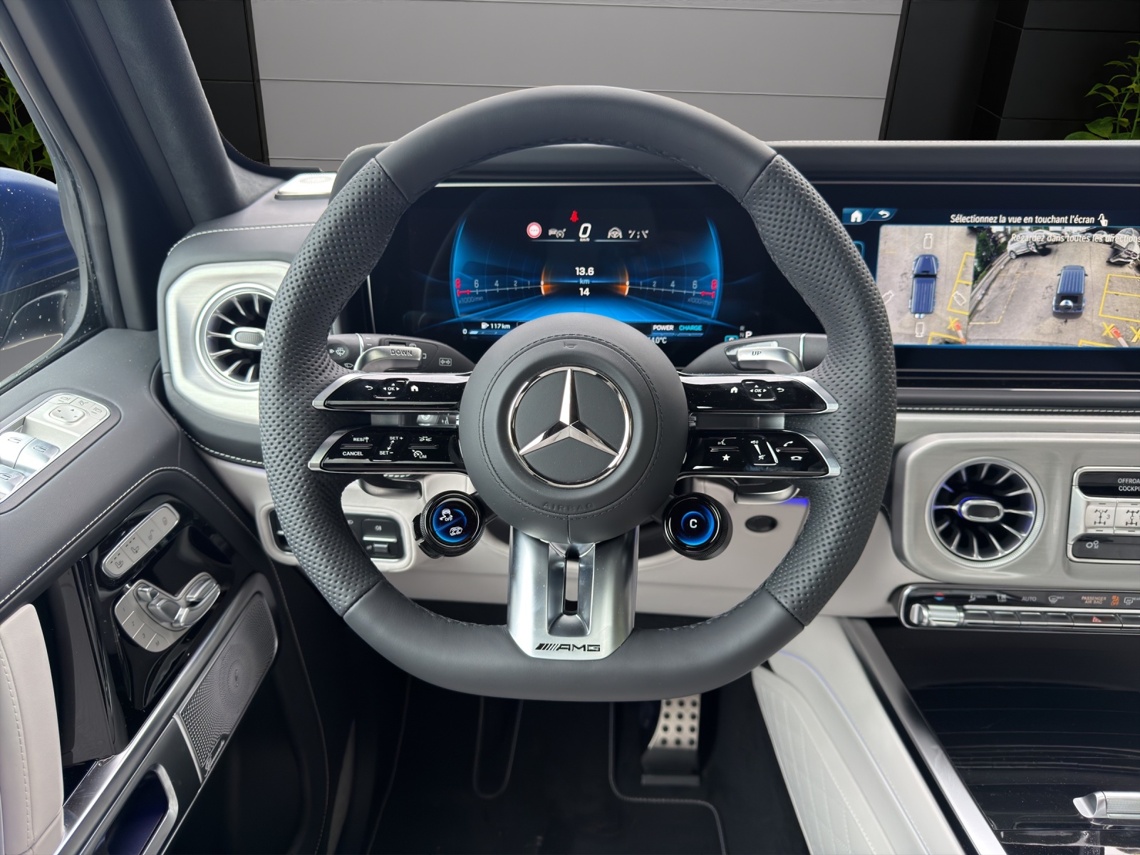 MERCEDES-BENZ G 63 AMG 9G-Tronic-image-13