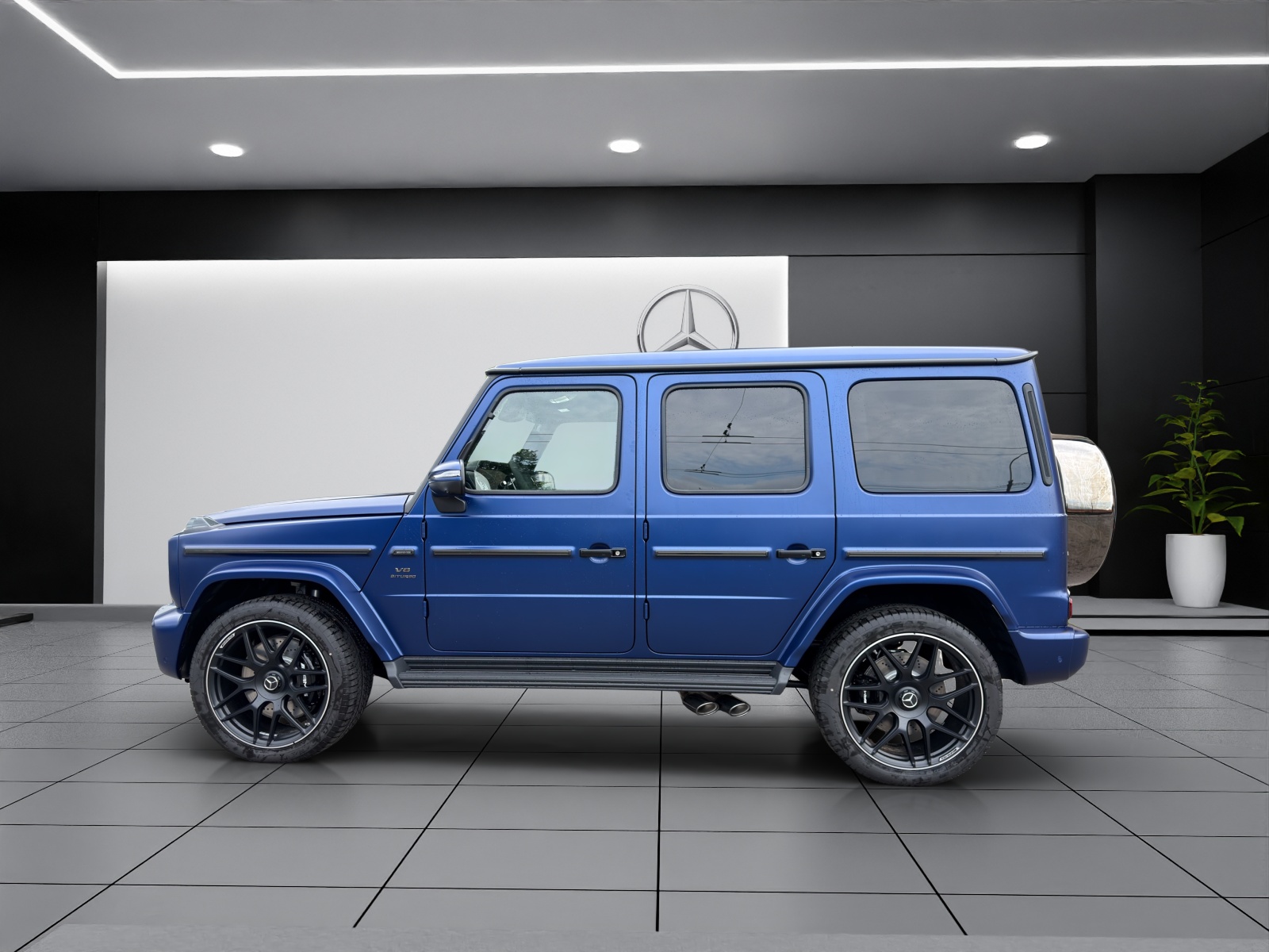 MERCEDES-BENZ G 63 AMG 9G-Tronic-showroom-element-2