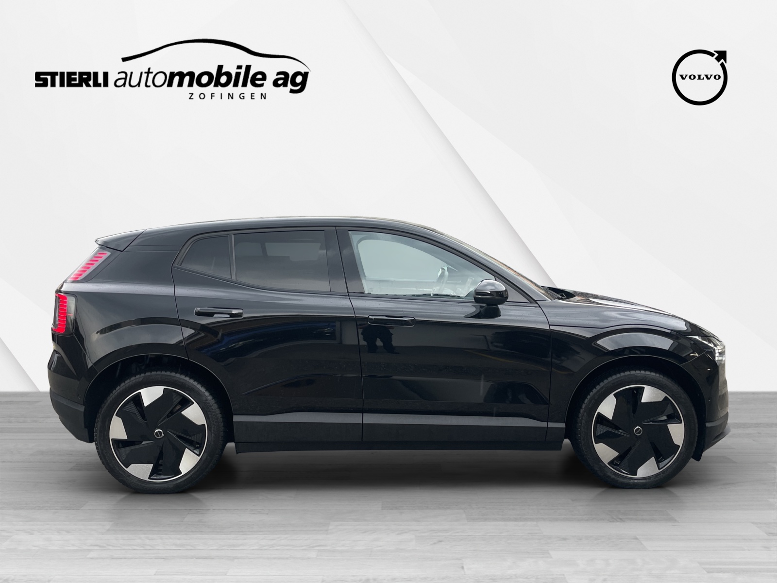 VOLVO EX 30 E60 Twin Ultra Performance AWD-showroom-element-3