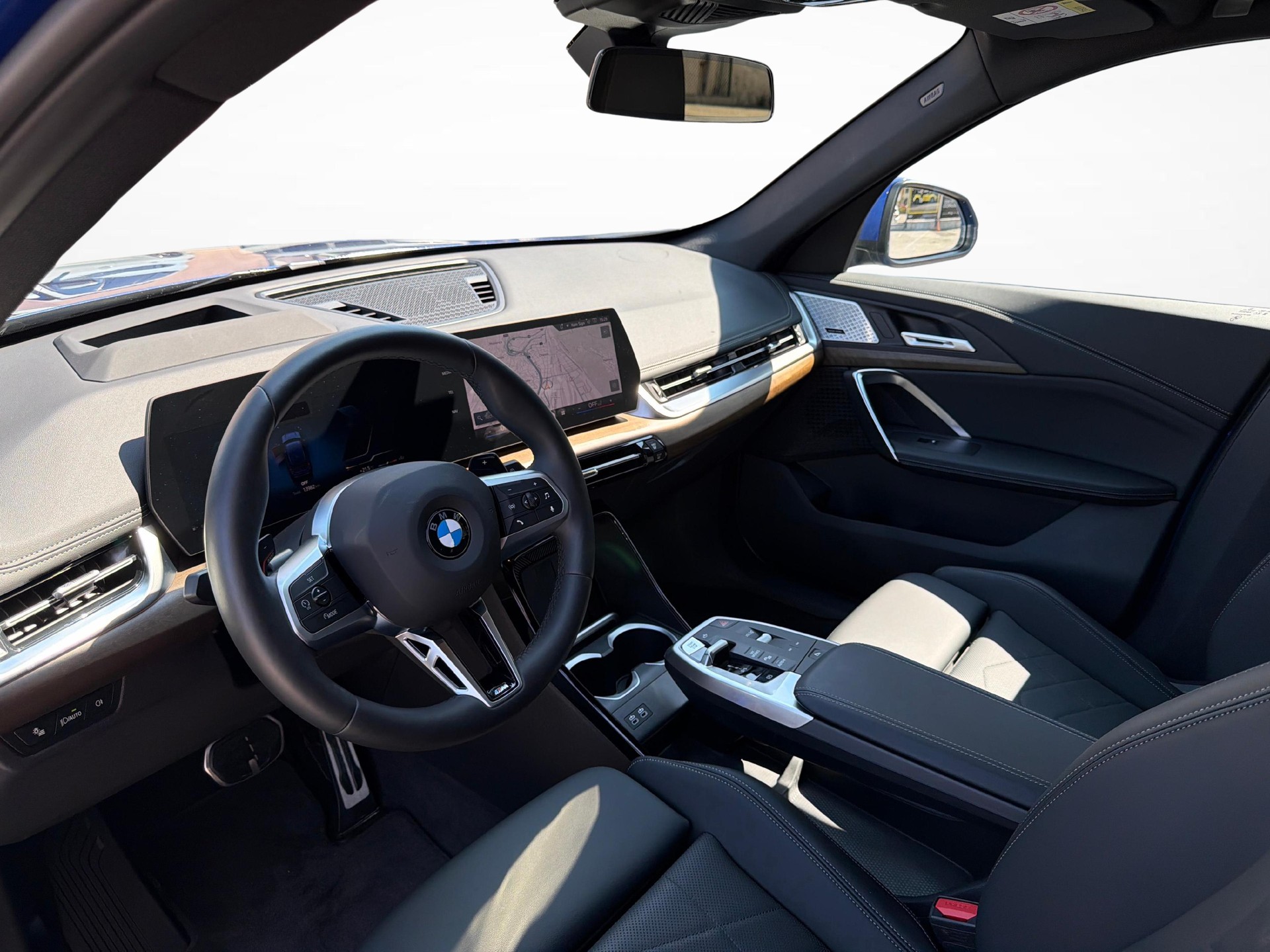BMW X1 23d xDrive paddles-image-11