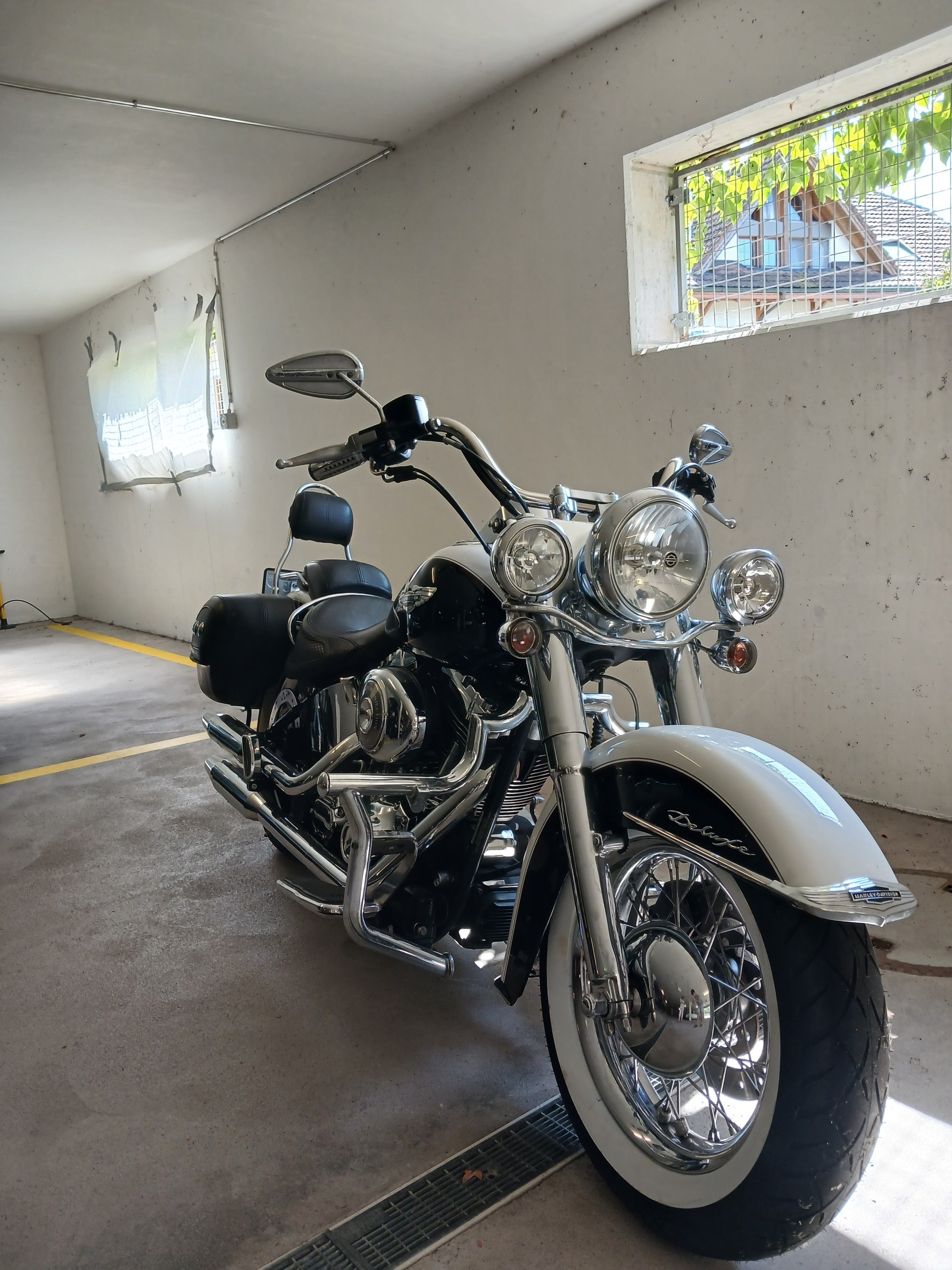 HARLEY-DAVIDSON FLSTNI Softail Deluxe-image-4