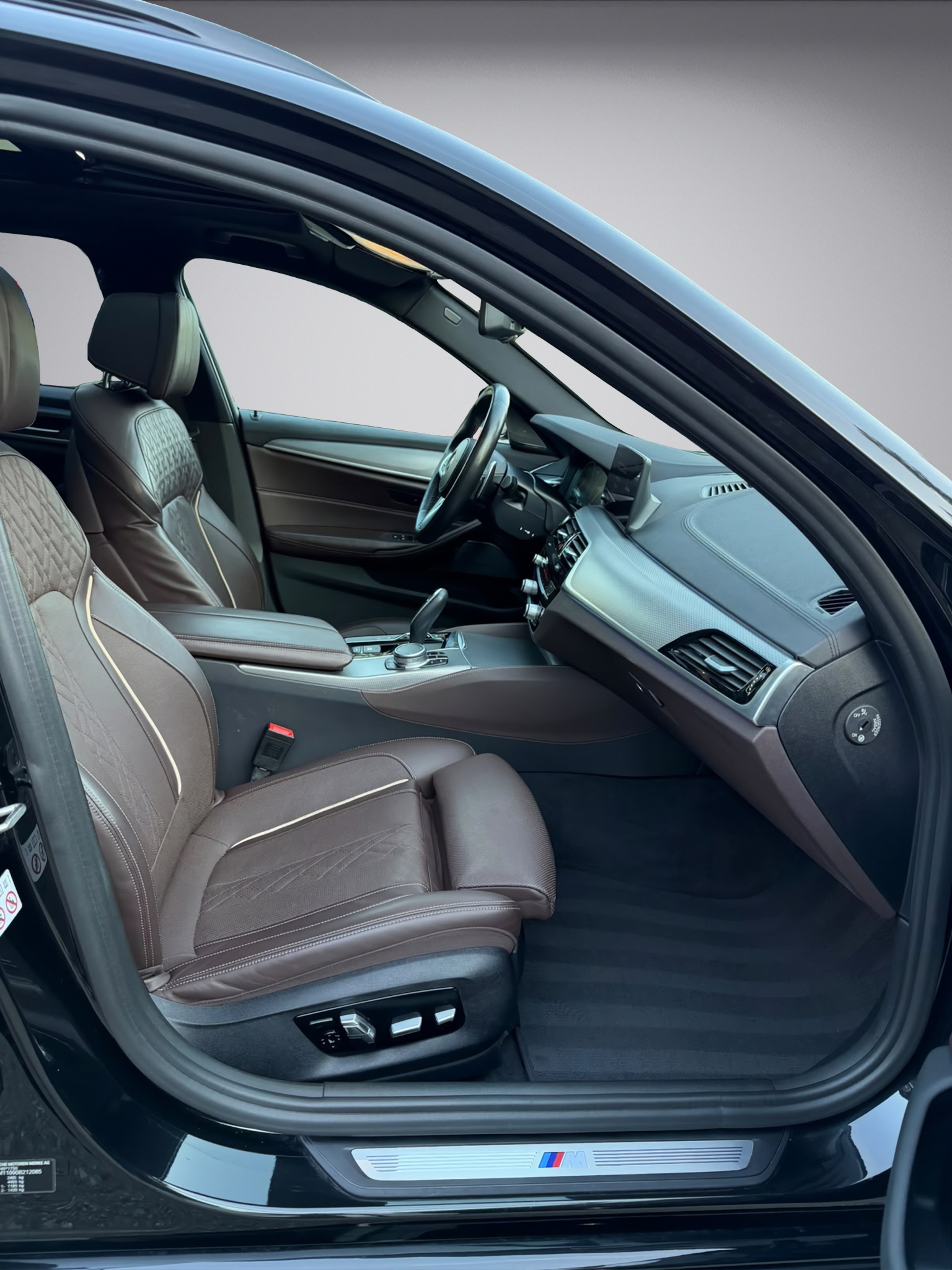 BMW 540i xDrive Touring Steptronic M Paket-image-11