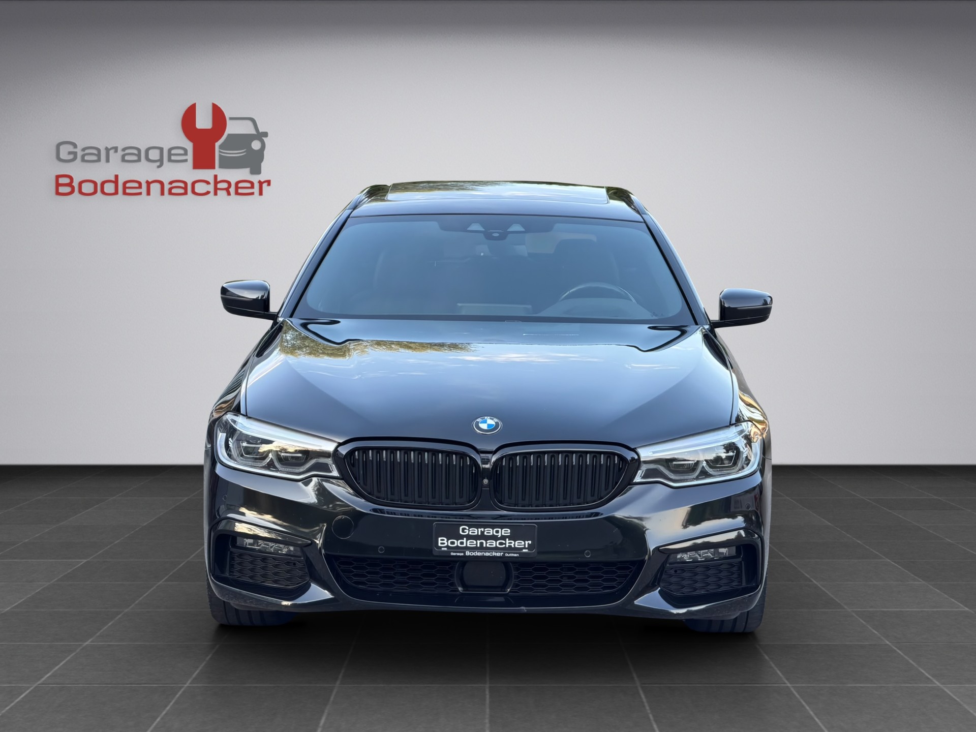BMW 540i xDrive Touring Steptronic M Paket-image-12