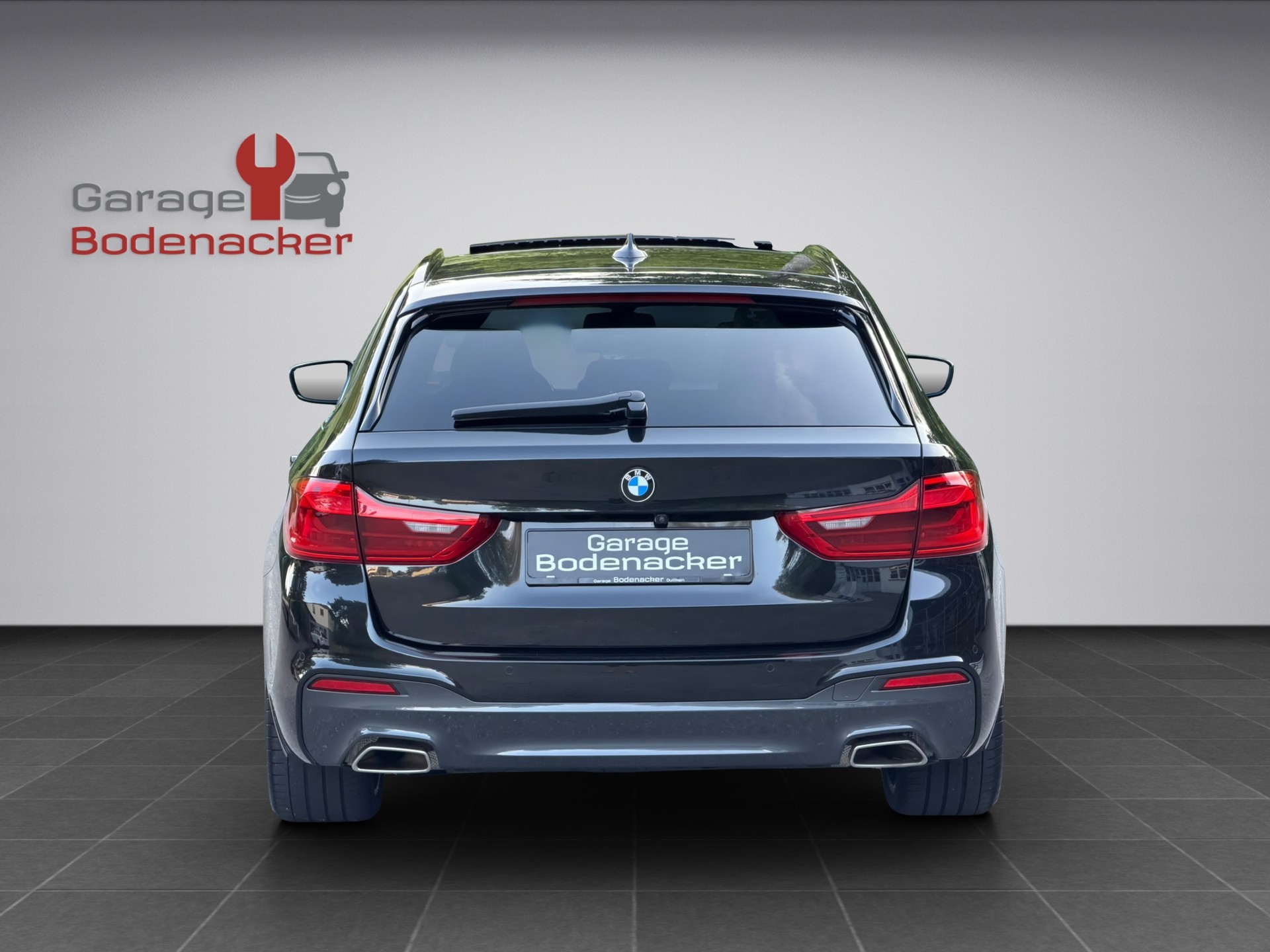 BMW 540i xDrive Touring Steptronic M Paket-image-14