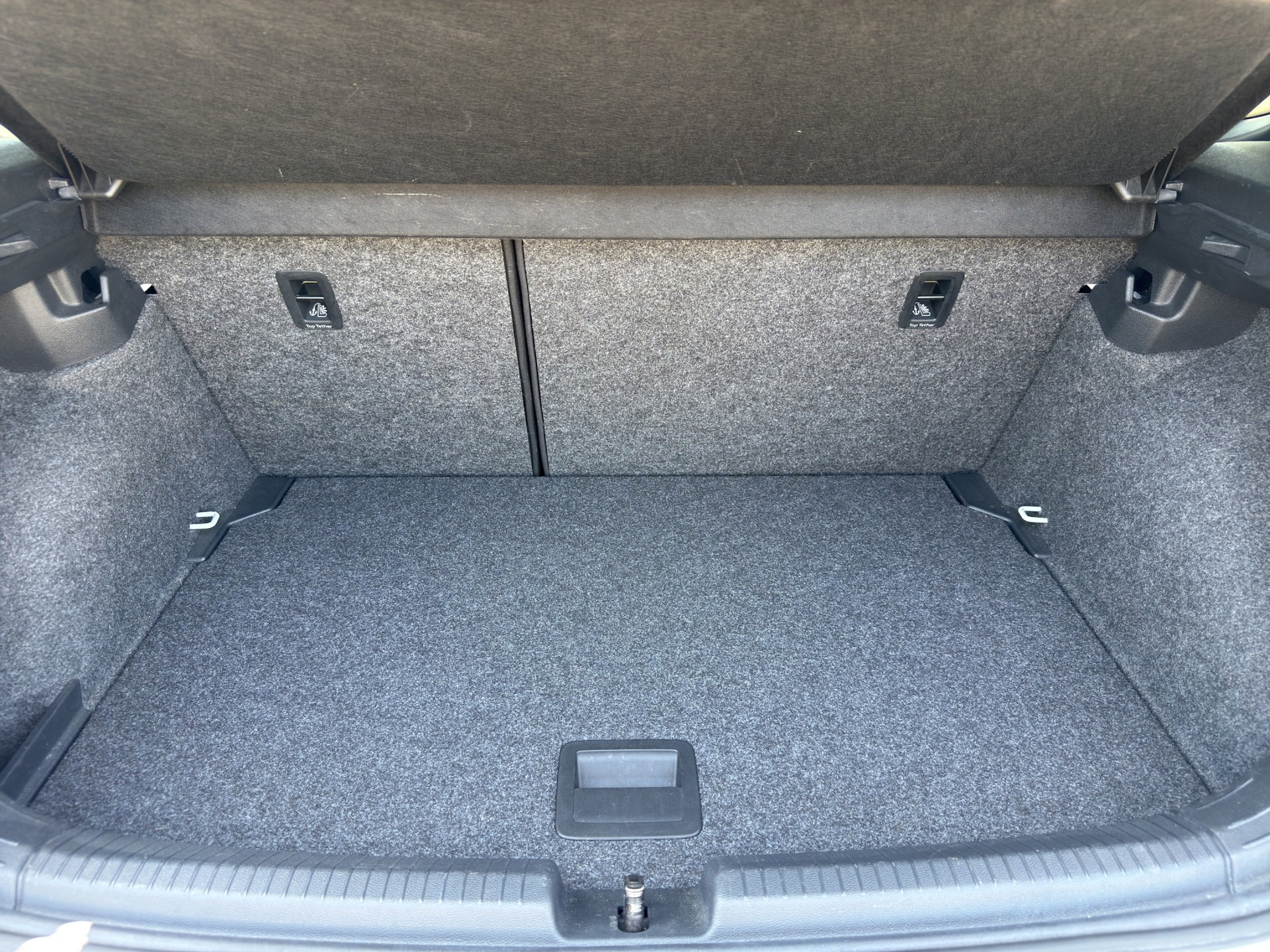 VW Polo 2.0 TSI GTI DSG-image-11