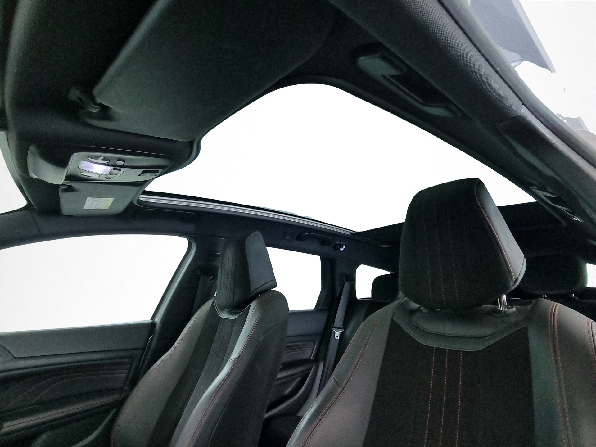 PEUGEOT 308 SW 2.0 BlueHDi 180 GT-image-12
