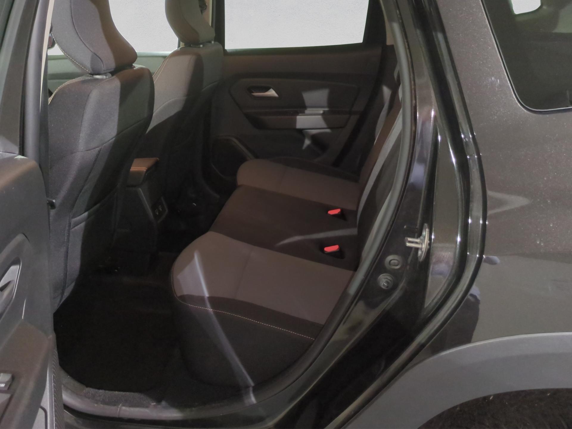 DACIA Duster TCe 150 Extreme 4x4-image-14