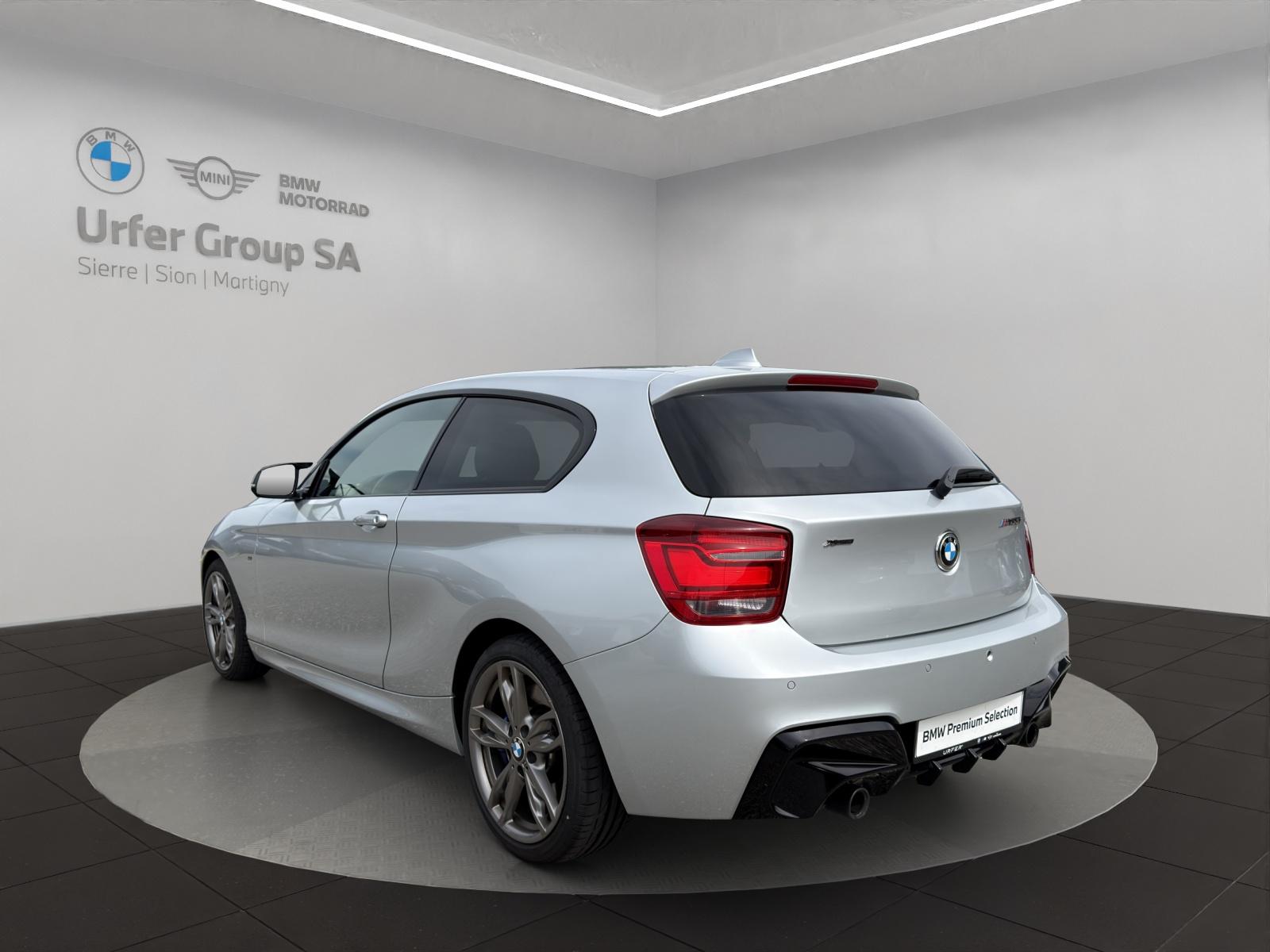 BMW M135i xDrive Steptronic (CH)⛽-showroom-element-2