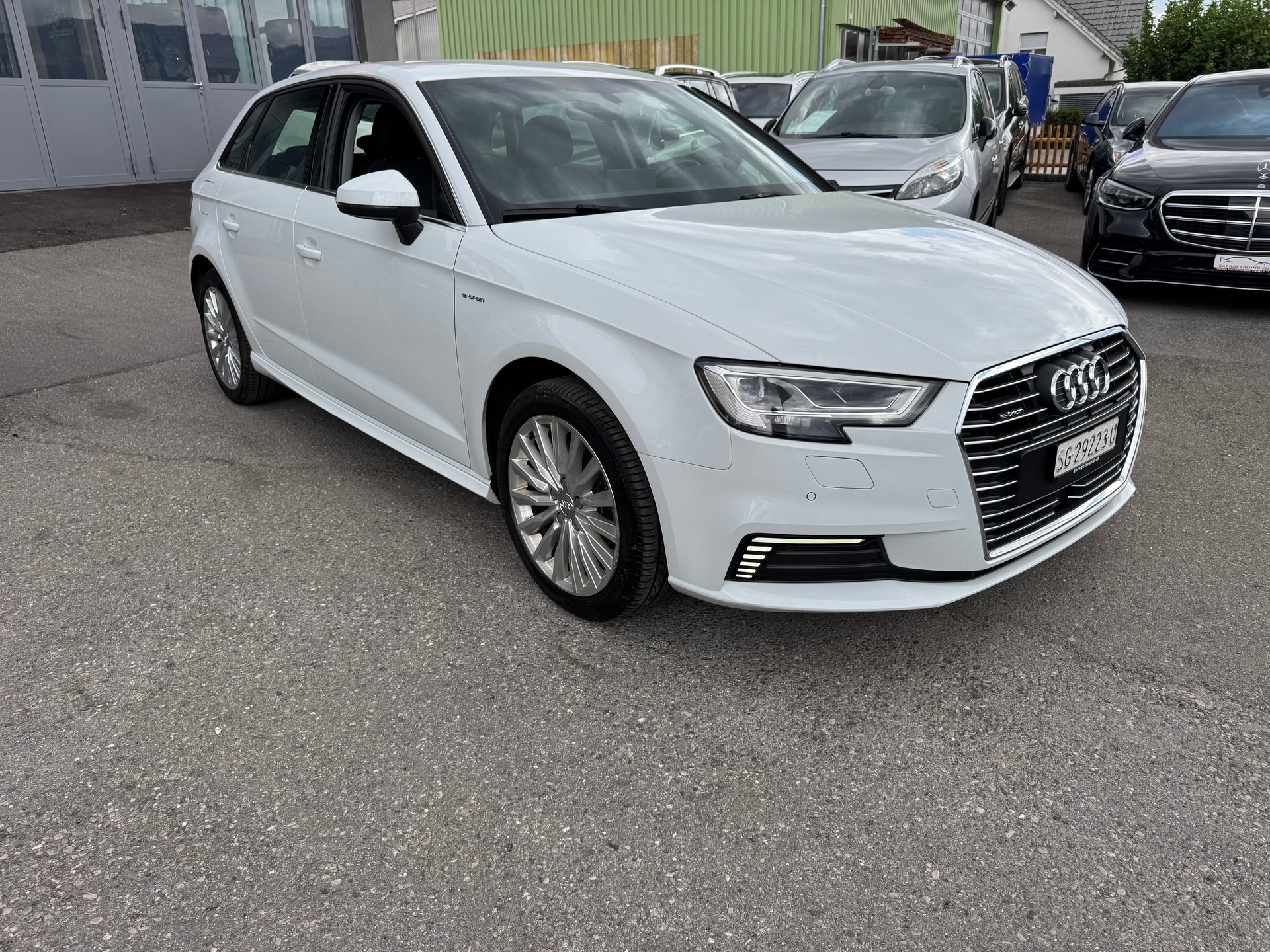 AUDI A3 Sportback 1.4 e-tron Sport S-tronic-image-18