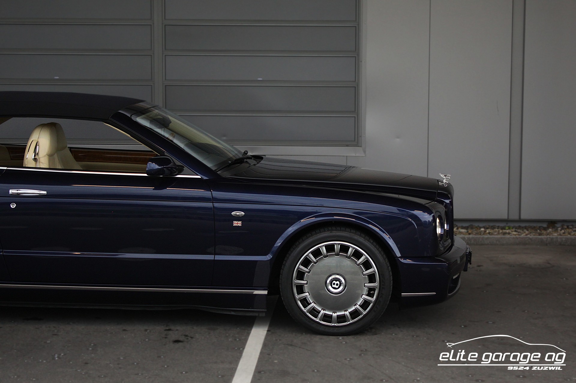 BENTLEY Azure Serie 2-image-9