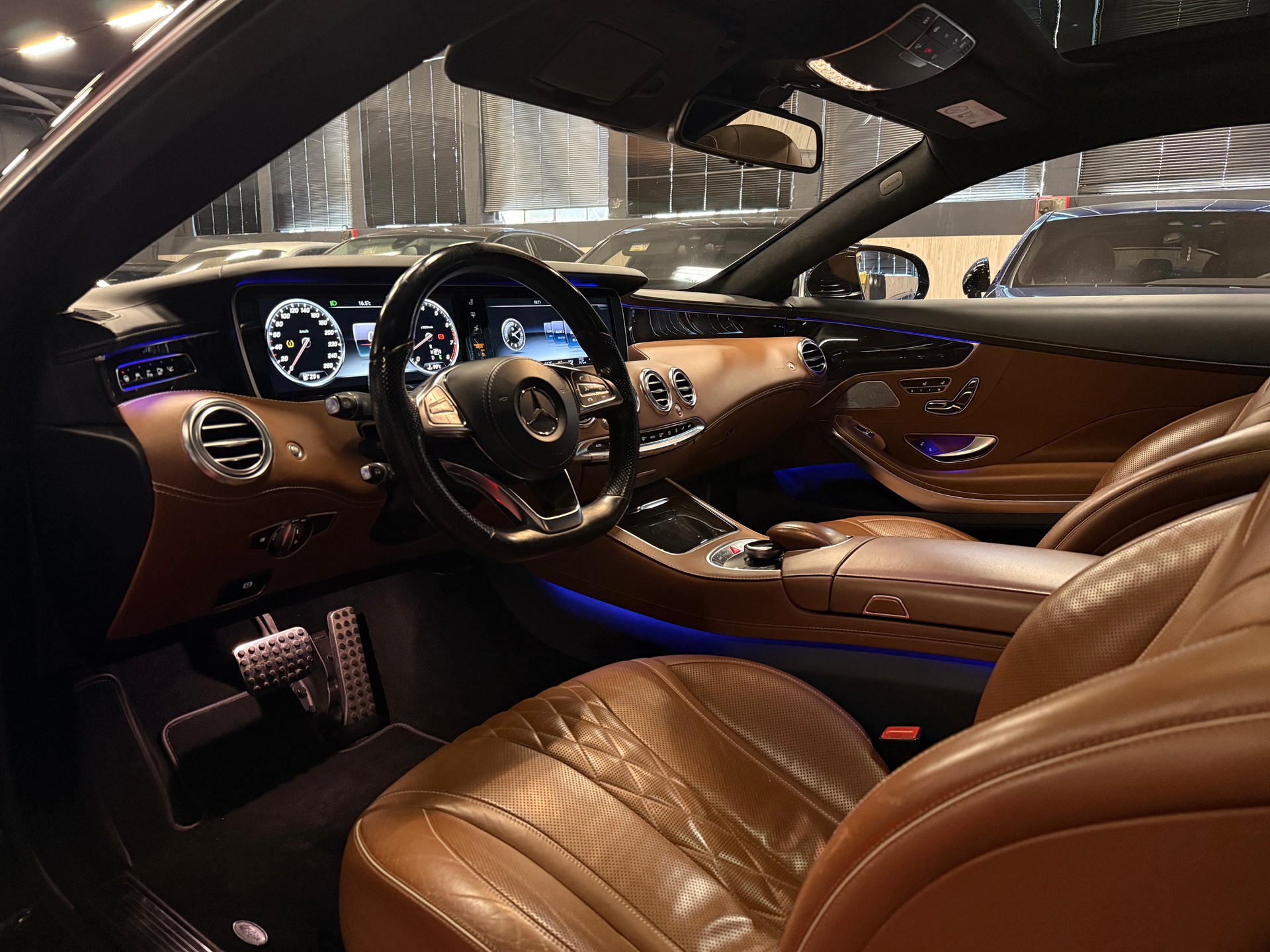 MERCEDES-BENZ S 400 Coupé 4Matic 7G-Tronic-image-14