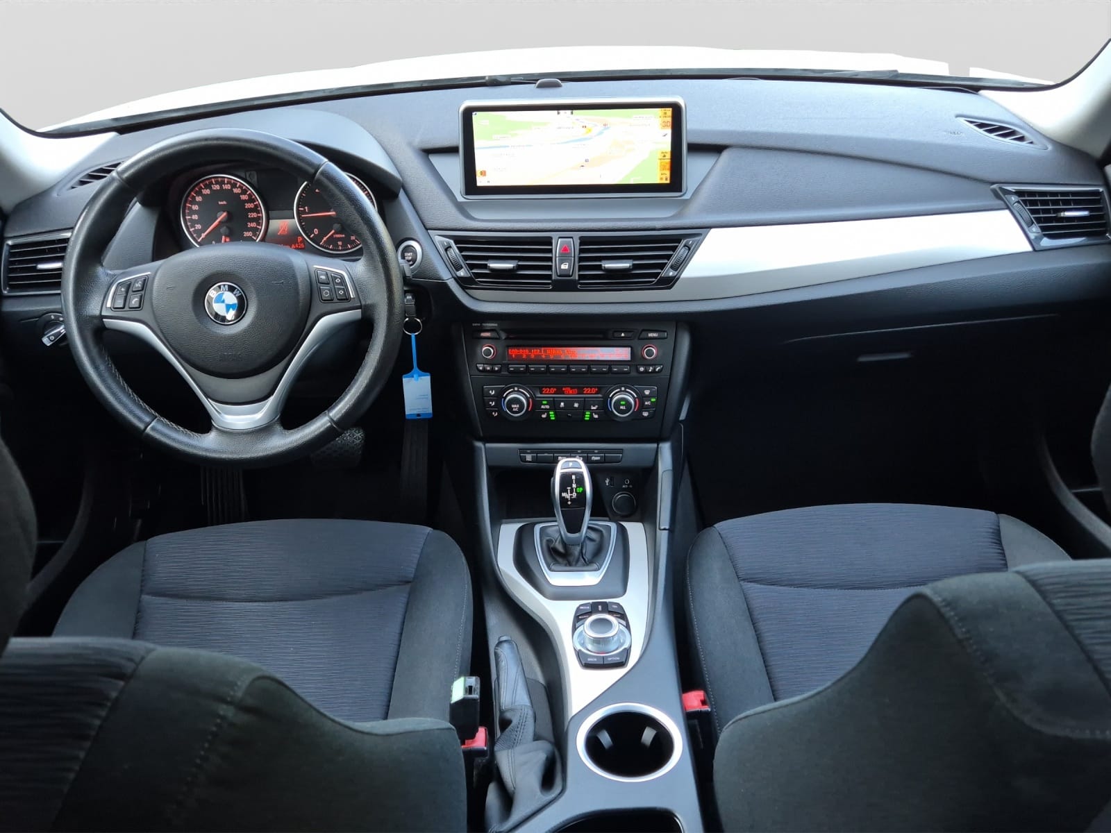BMW X1 xDrive 18d Steptronic-image-10