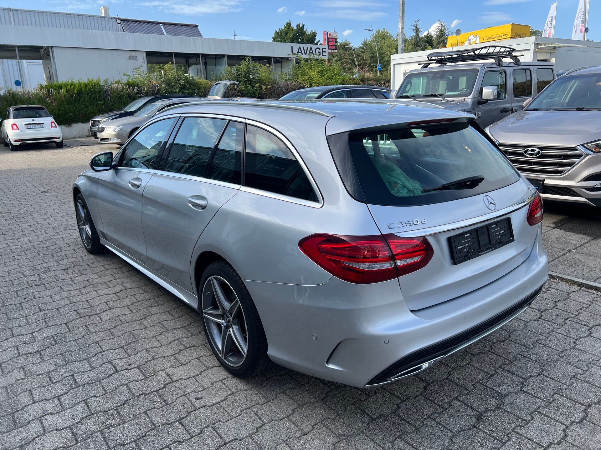 MERCEDES-BENZ C 250 d AMG Line 4Matic 9G-Tronic-image-7