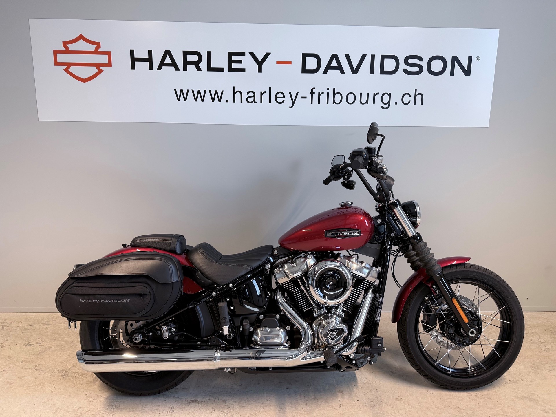 HARLEY-DAVIDSON FXBB Street Bob 117ci-image-0
