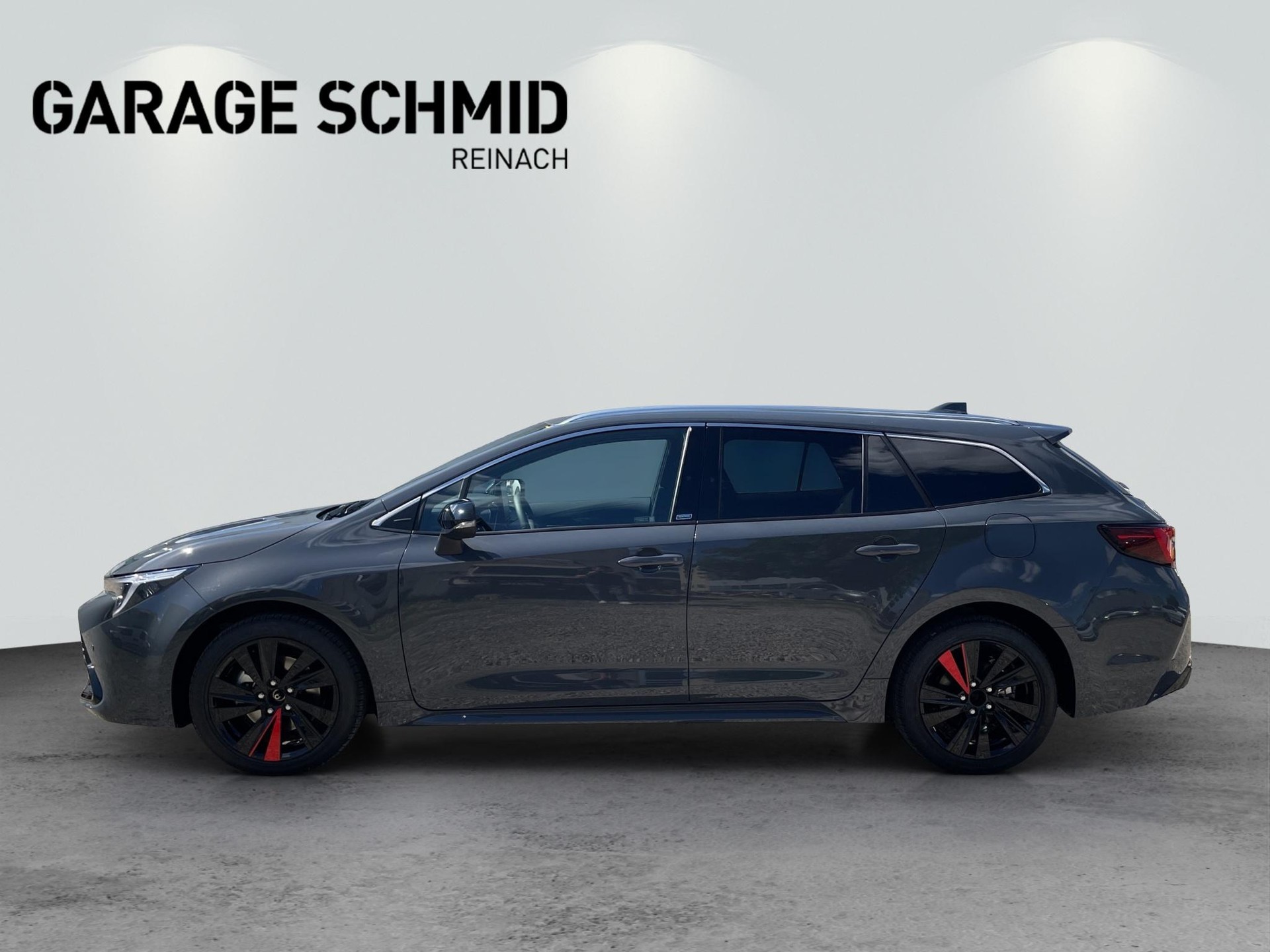 TOYOTA Corolla Touring Sports 2.0 HSD Swiss Edition-showroom-element-3