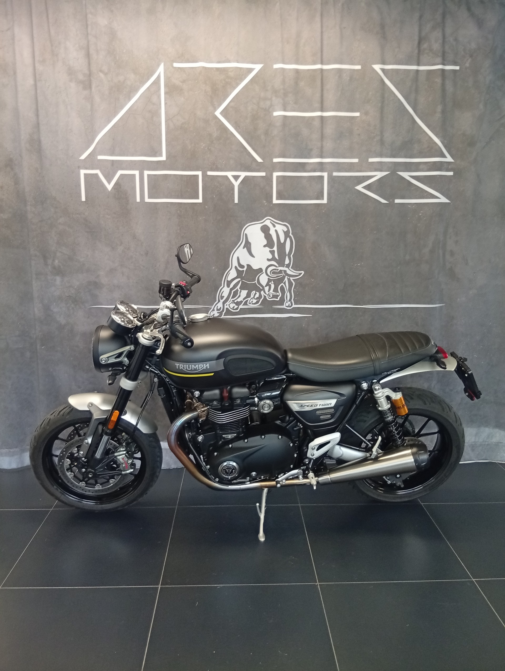 TRIUMPH Speed Twin 1200-image-4