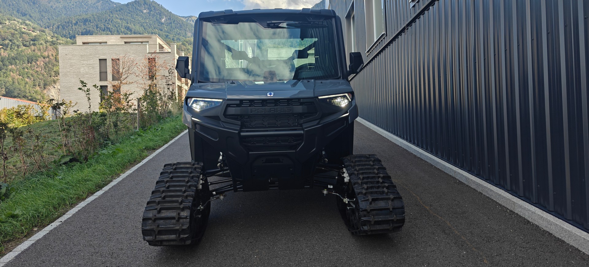 POLARIS Ranger Deluxe Crew mit 6 Sitzplätze-image-2