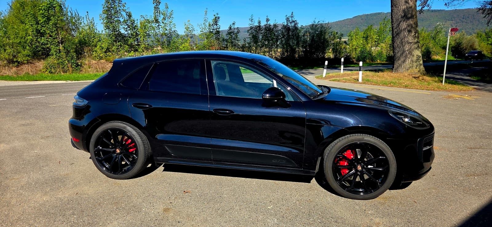 PORSCHE Macan GTS PDK-showroom-element-1