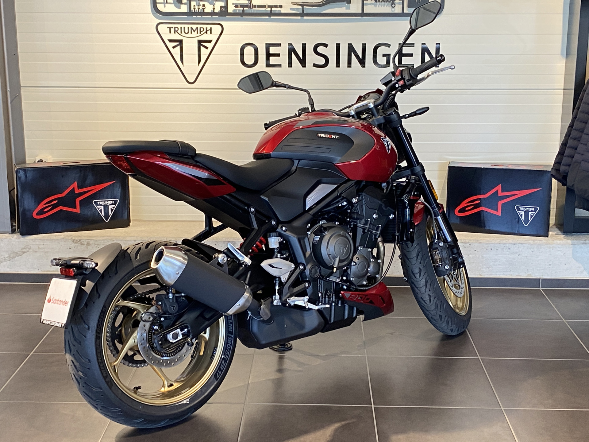TRIUMPH Trident 800 (4.75 % Power Leasing)-image-5
