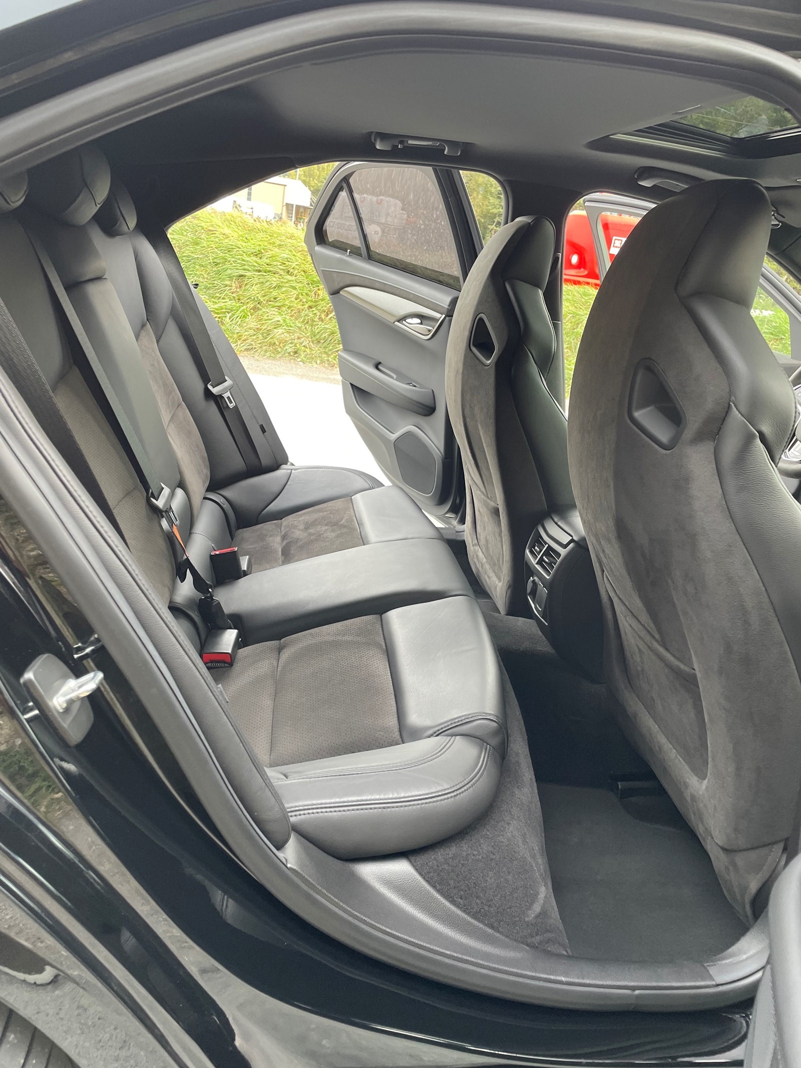 CADILLAC ATS-V Sedan 3.6 Twin Turbo Automatic-image-2