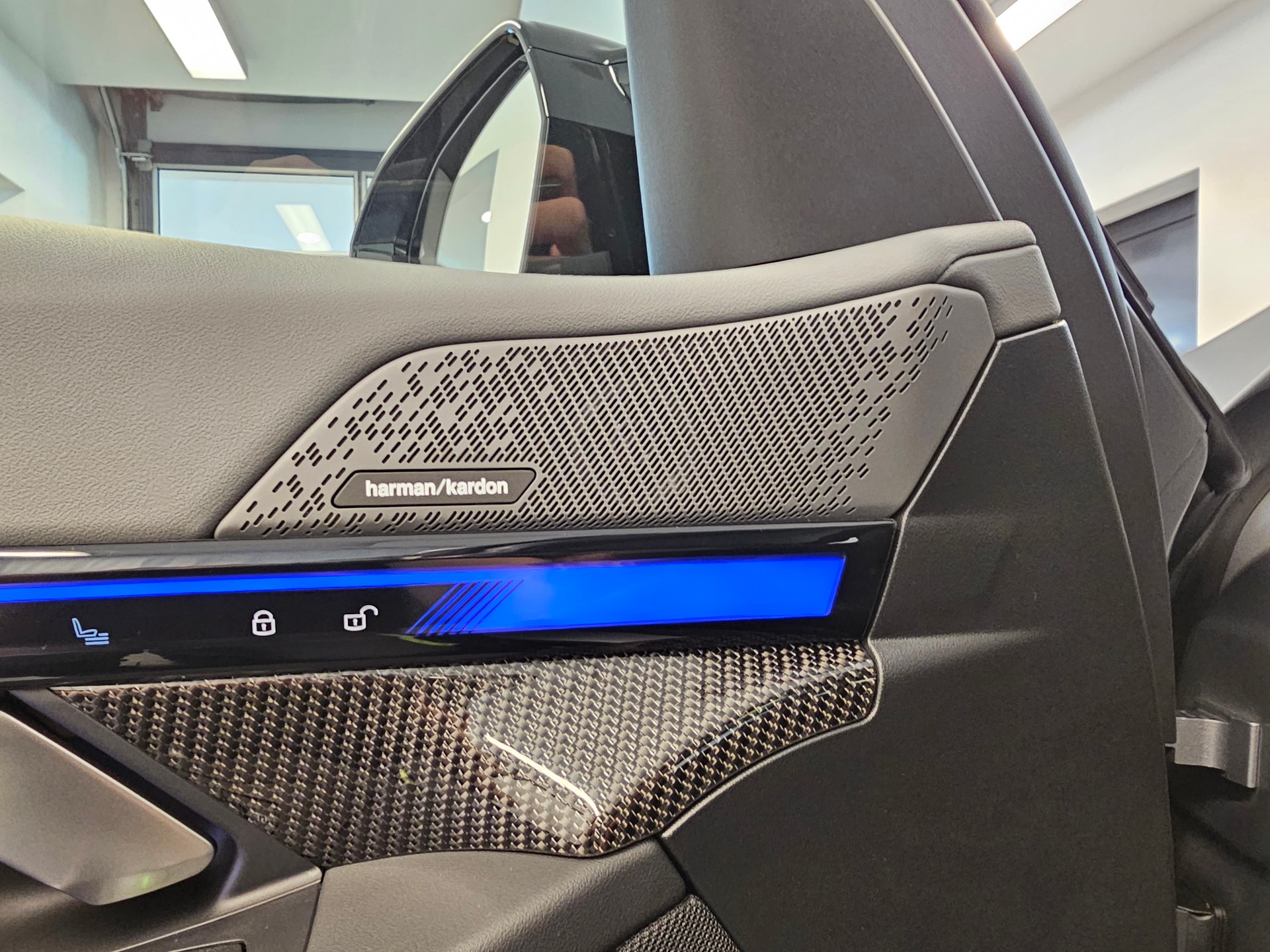 BMW i5 M60 xDrive M Sp. Pro-image-17