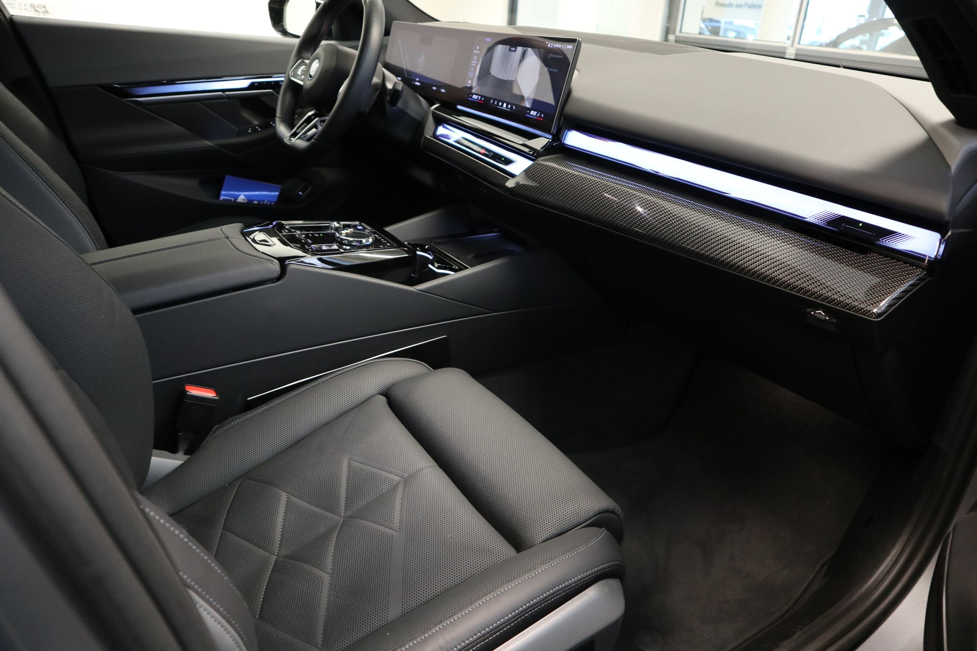BMW i5 M60 xDrive M Sp. Pro-image-9