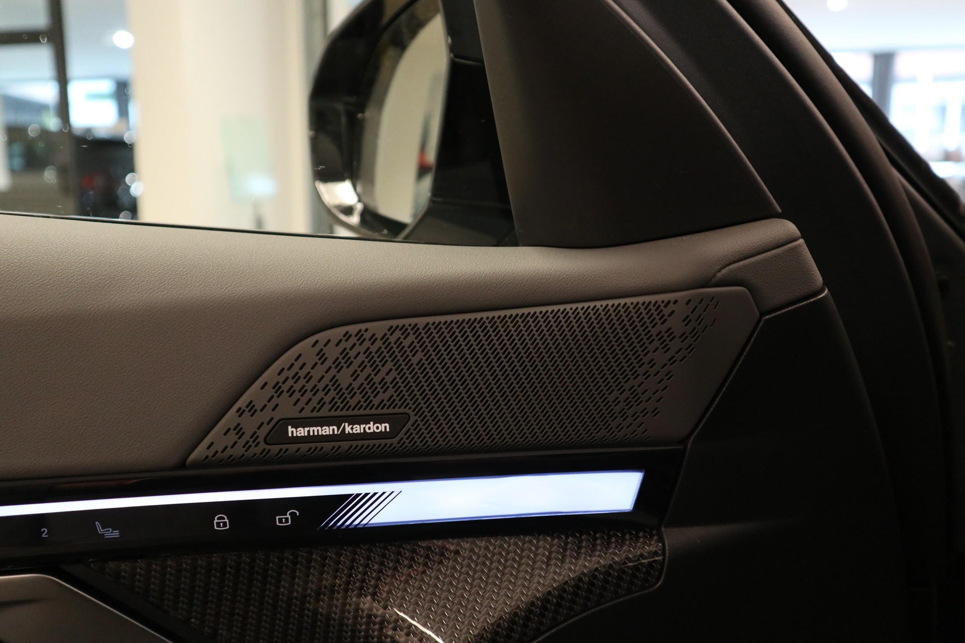BMW i5 M60 xDrive M Sp. Pro-image-18