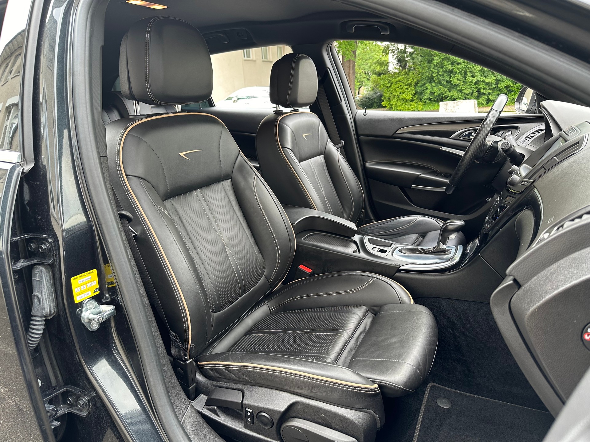 OPEL Insignia Country Tourer Excellence 2.0 Turbo 4WD Automatic-image-14