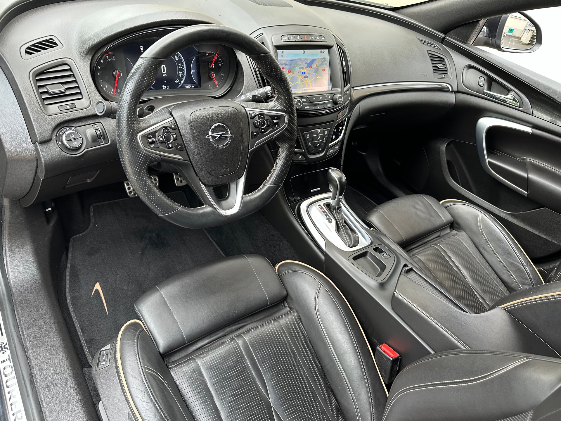 OPEL Insignia Country Tourer Excellence 2.0 Turbo 4WD Automatic-image-9