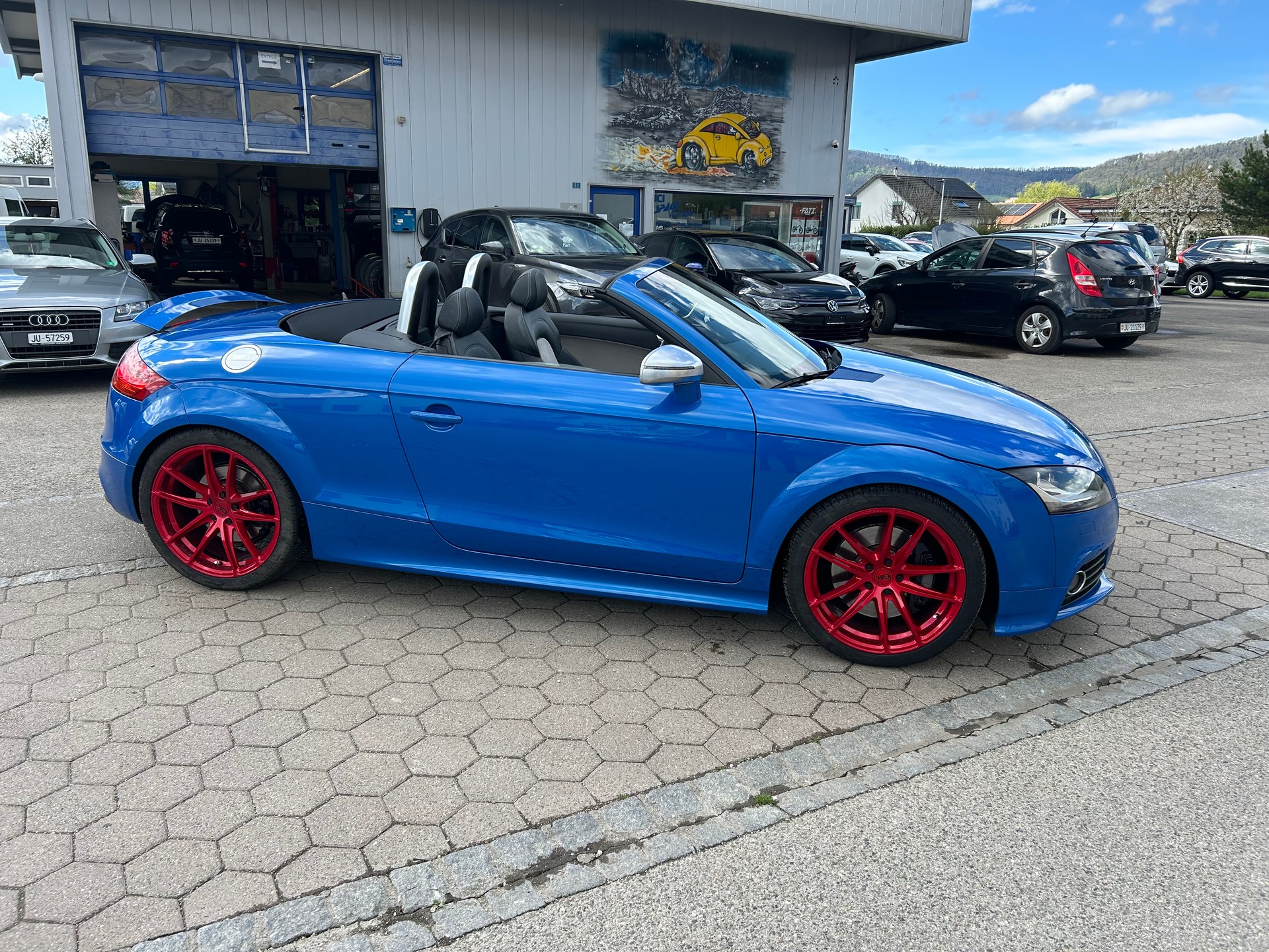 AUDI TTS Roadster 2.0 TFSI quattro-image-2