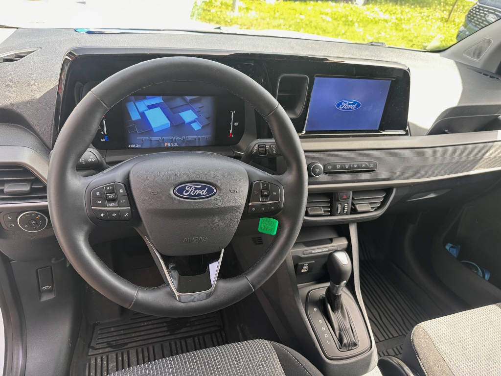 FORD Transit Courier Van 1.0 EcoBoost Trend-image-6