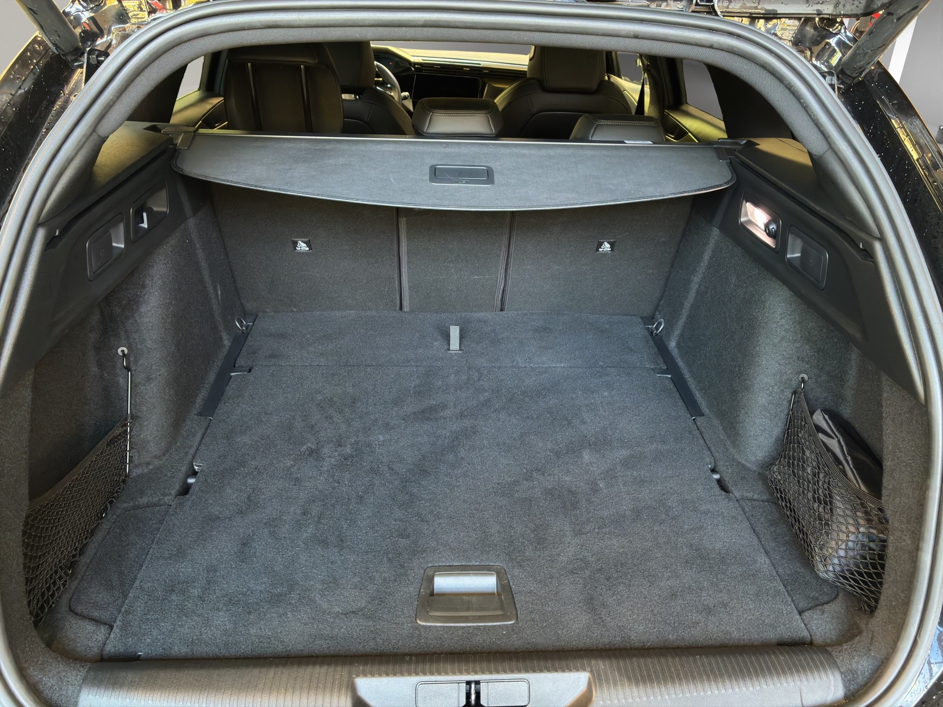 PEUGEOT 308 SW 1.2 Pure Tech GT EAT8-image-11