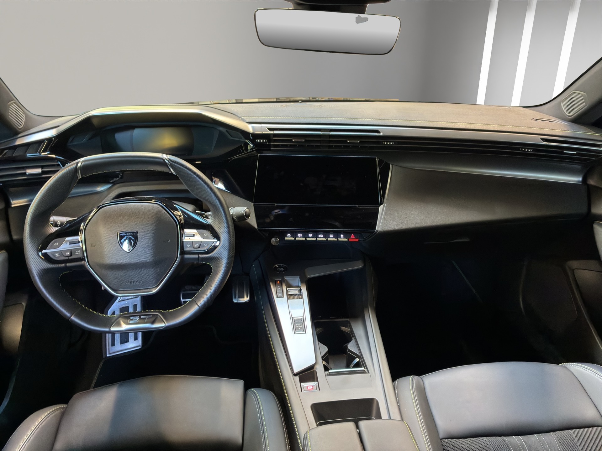 PEUGEOT 308 SW 1.2 Pure Tech GT EAT8-image-9