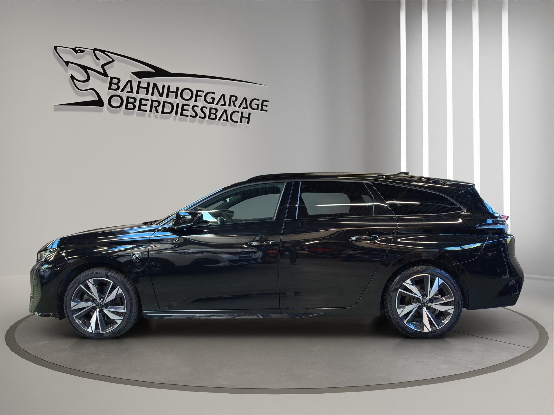 PEUGEOT 308 SW 1.2 Pure Tech GT EAT8-showroom-element-2