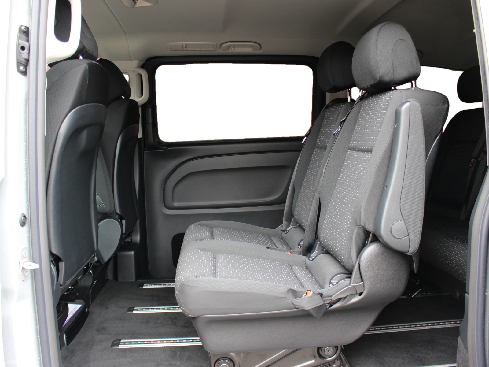 MERCEDES-BENZ Vito 116 CDI Tourer Family L 4MATIC-image-7