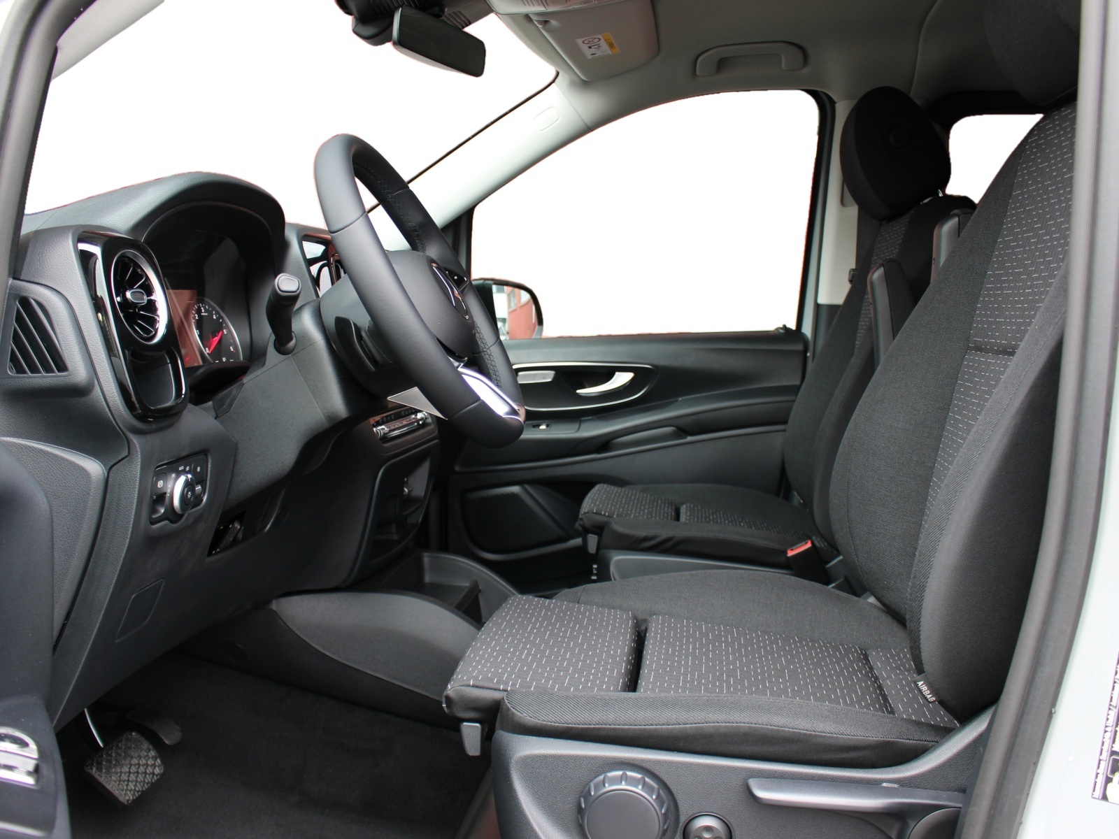 MERCEDES-BENZ Vito 116 CDI Tourer Family L 4MATIC-image-6