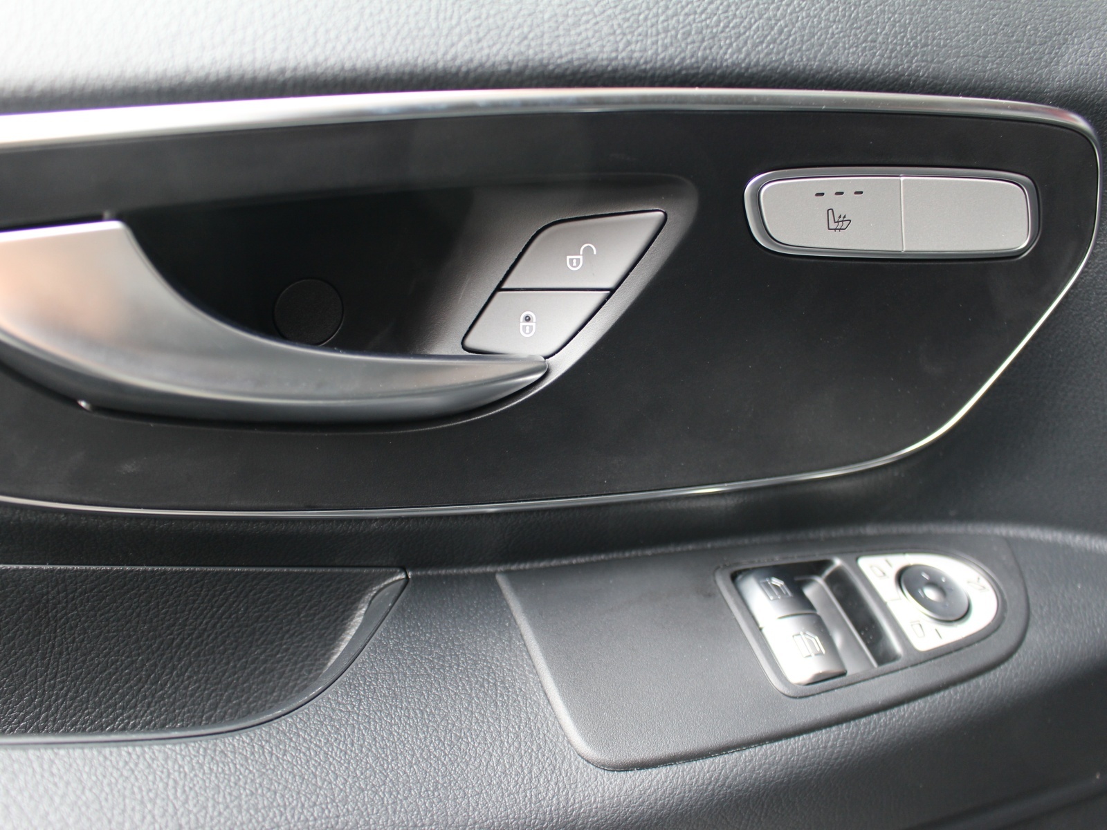 MERCEDES-BENZ Vito 116 CDI Tourer Family L 4MATIC-image-9