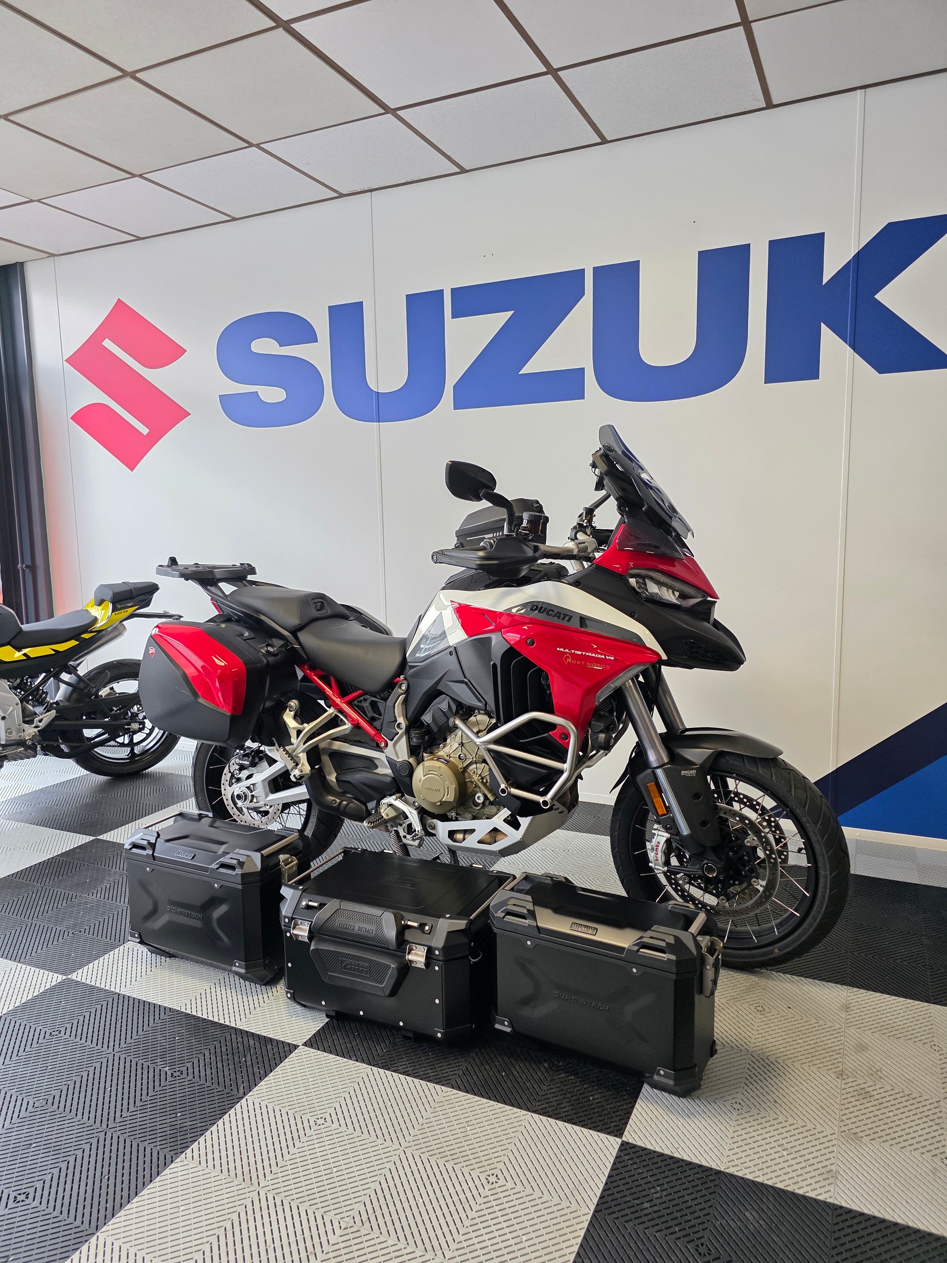 DUCATI Multistrada V4 S Sport Full Speichen Felgen-image-1
