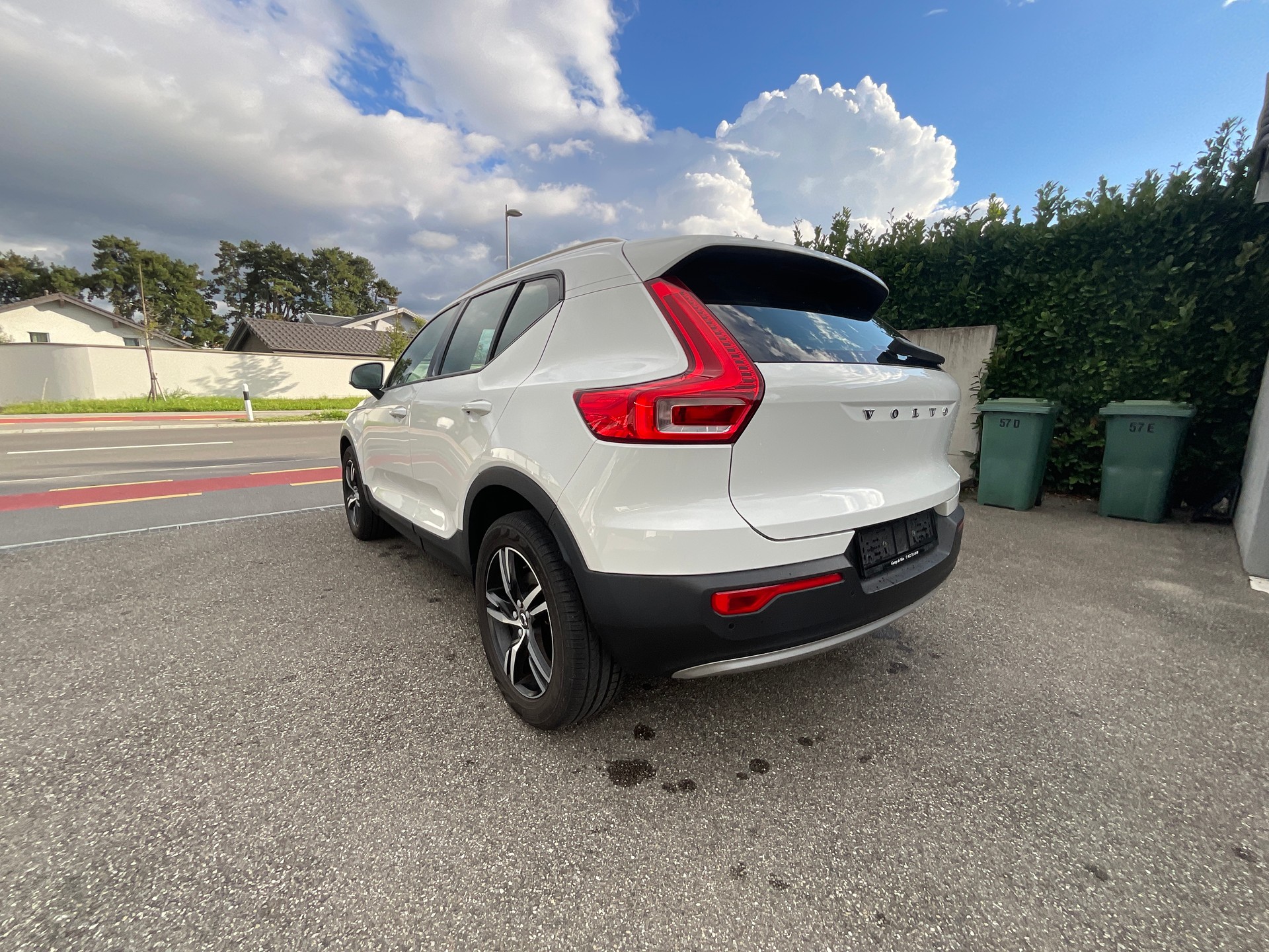 VOLVO XC40 T4 AWD Momentum Geartronic-image-5
