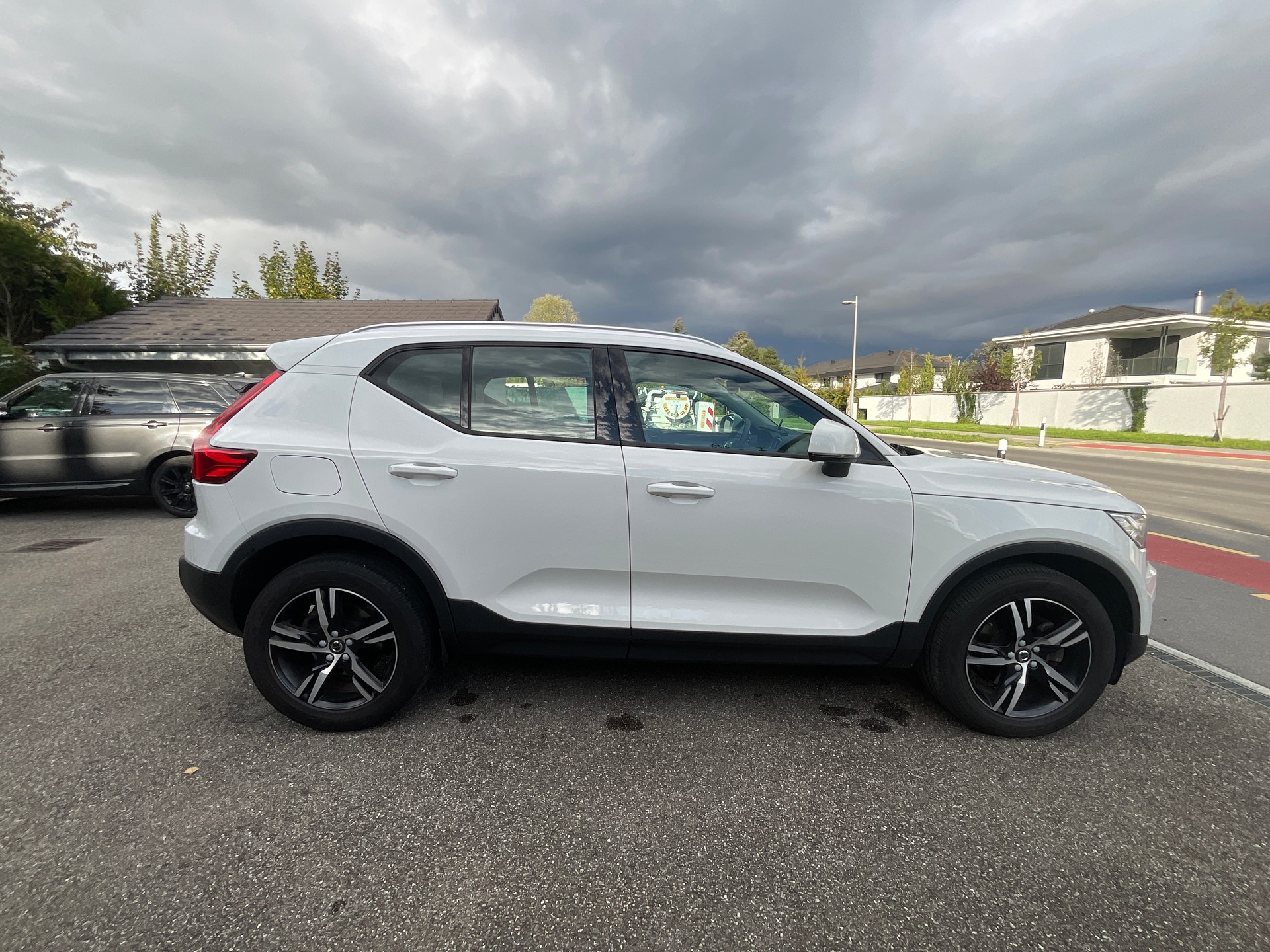 VOLVO XC40 T4 AWD Momentum Geartronic-image-6
