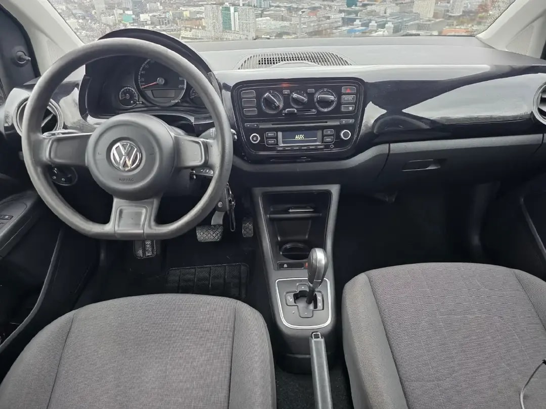 VW up / AUTOMAT / Topfahrzeug-image-2